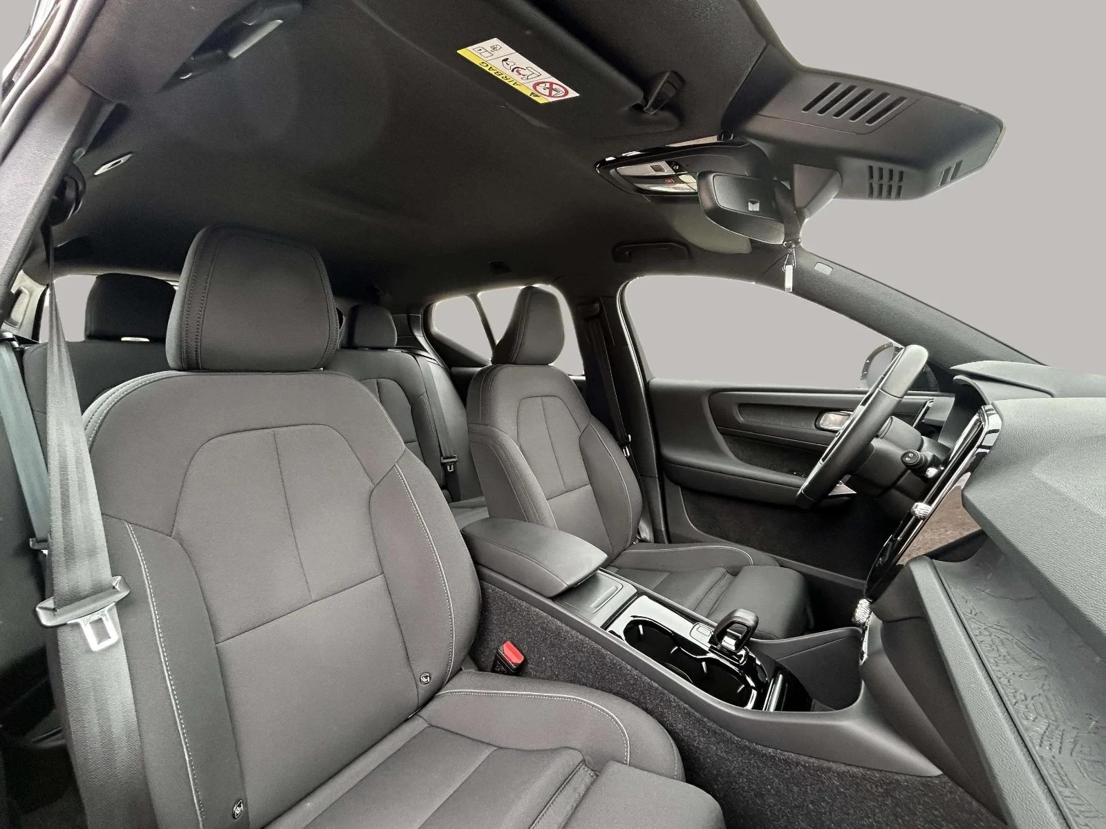 Volvo-XC40-image-12