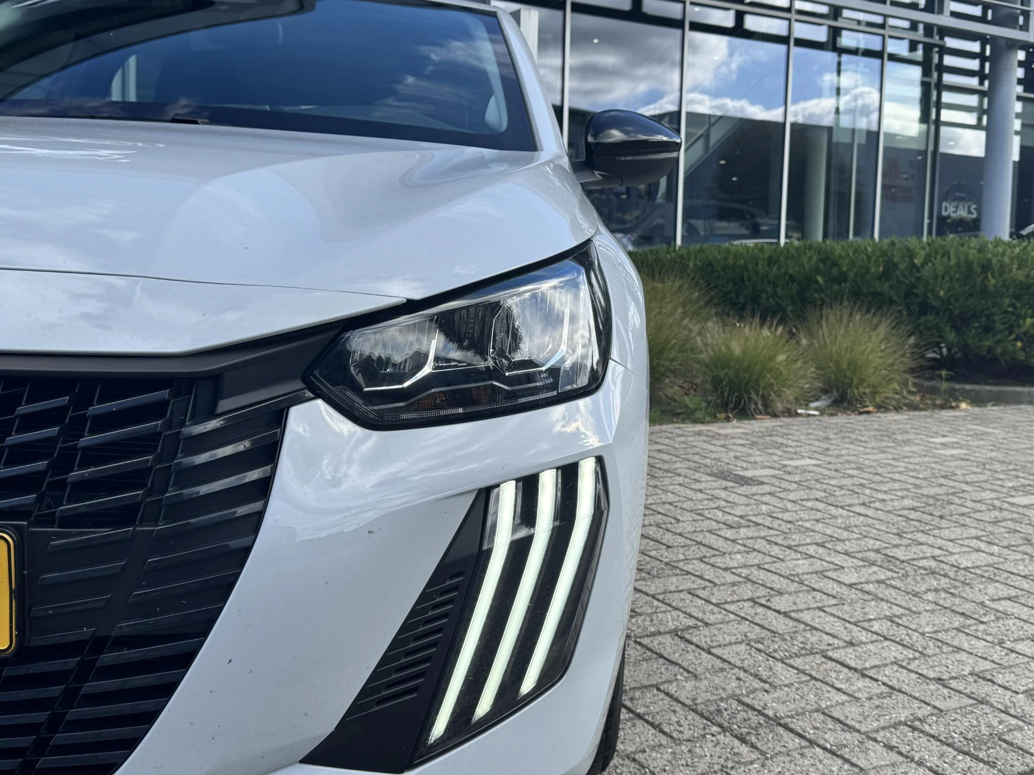 Peugeot-208-image-5