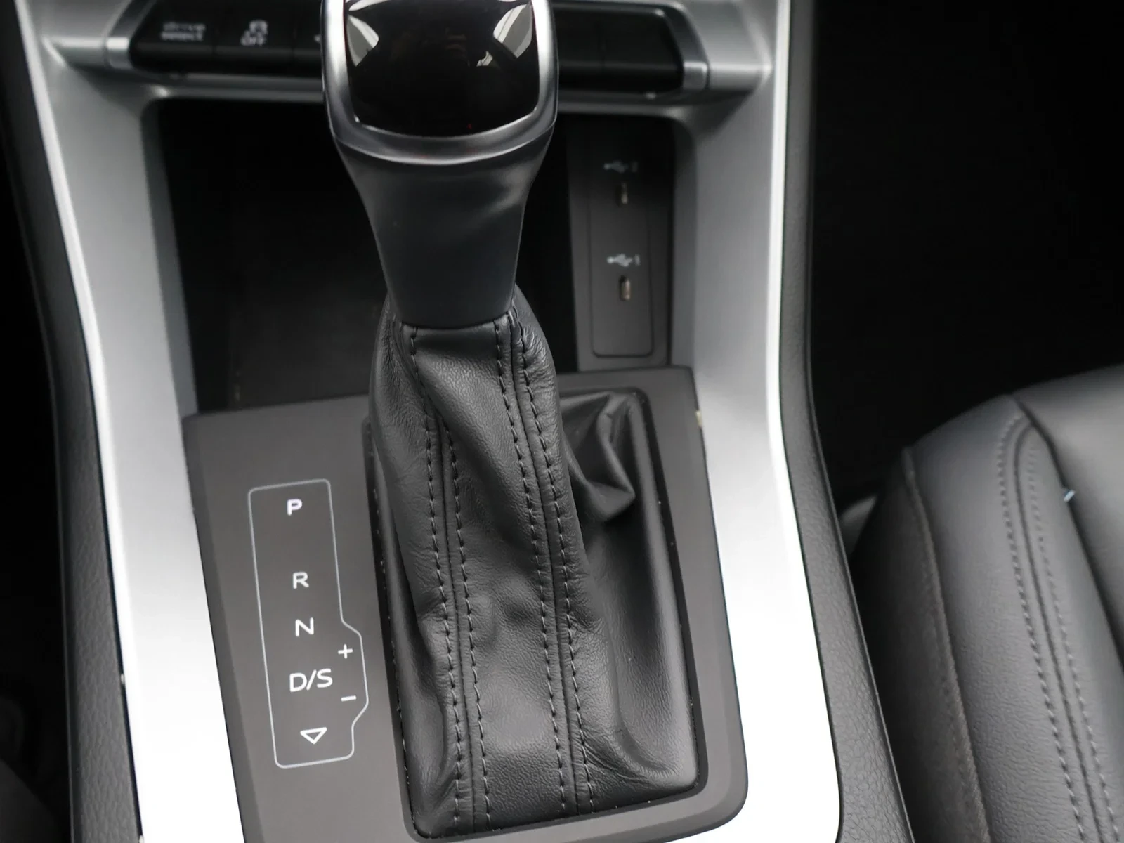 Audi-Q3-image-19