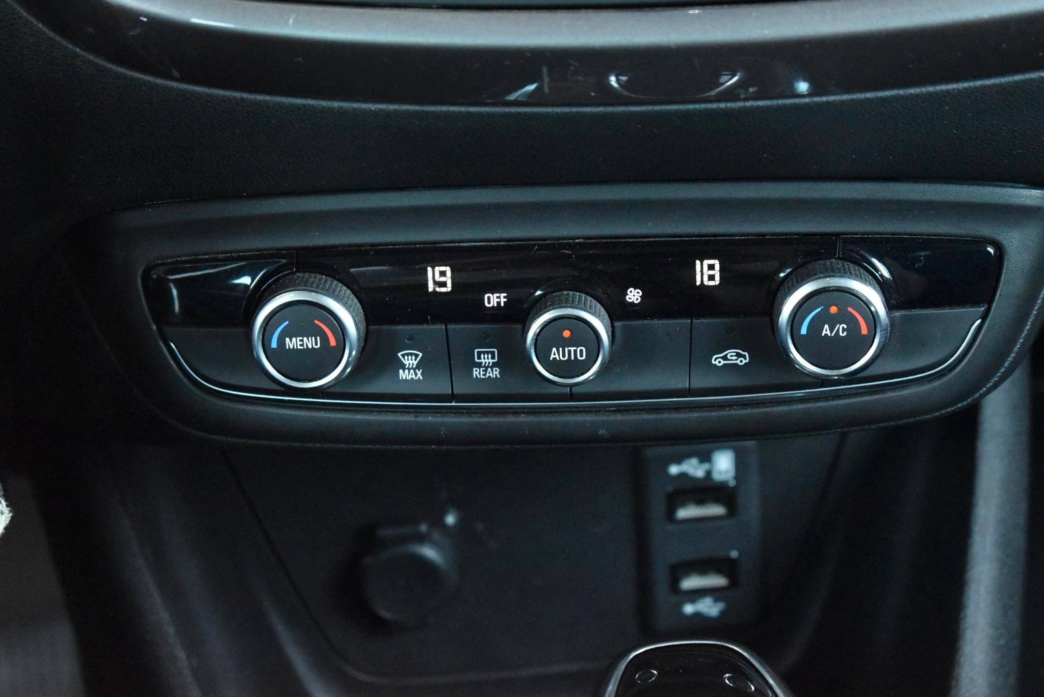 Opel Crossland X 1.2 Turbo Innovation
