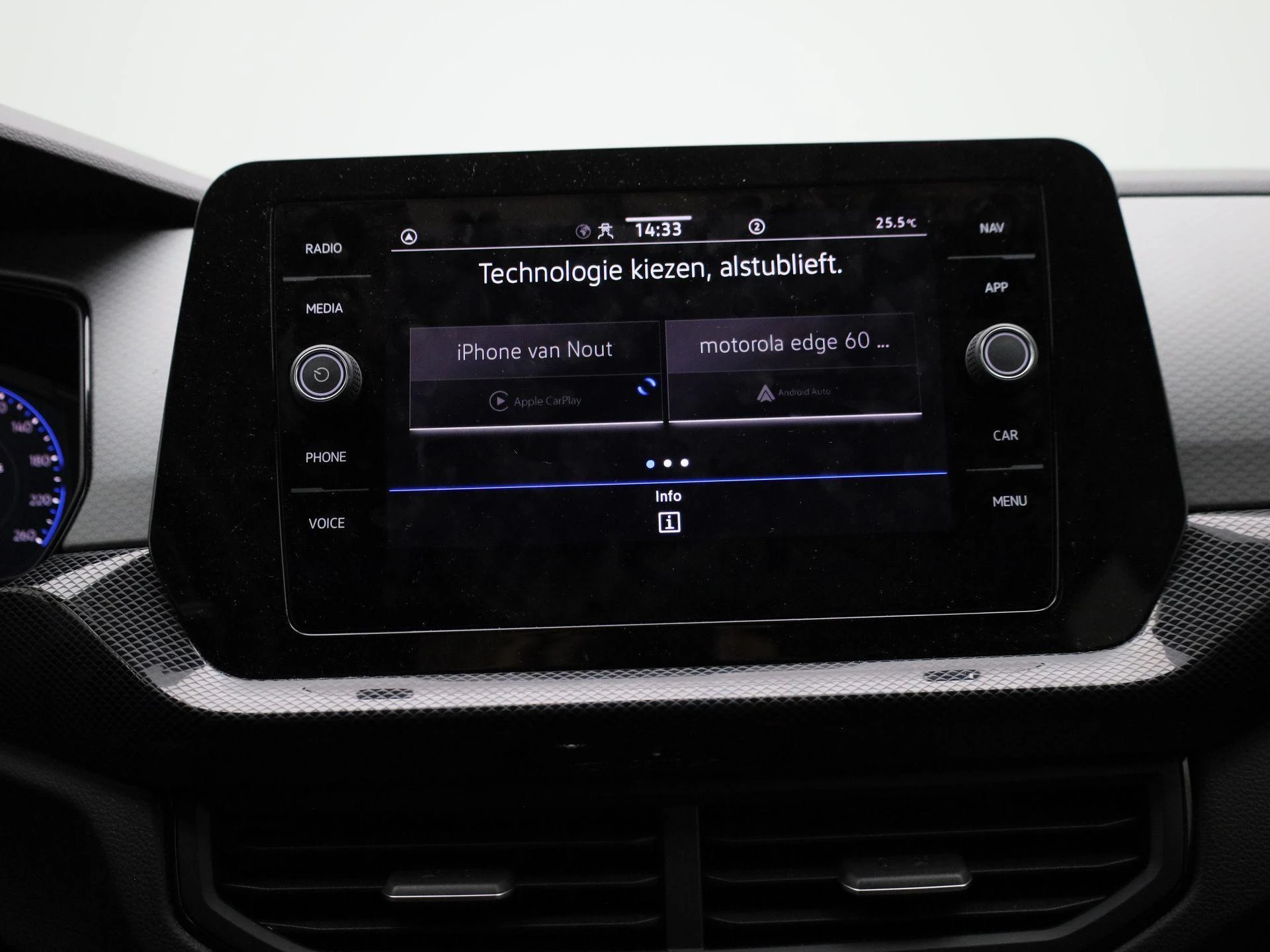 Volkswagen-T-Cross-image-20