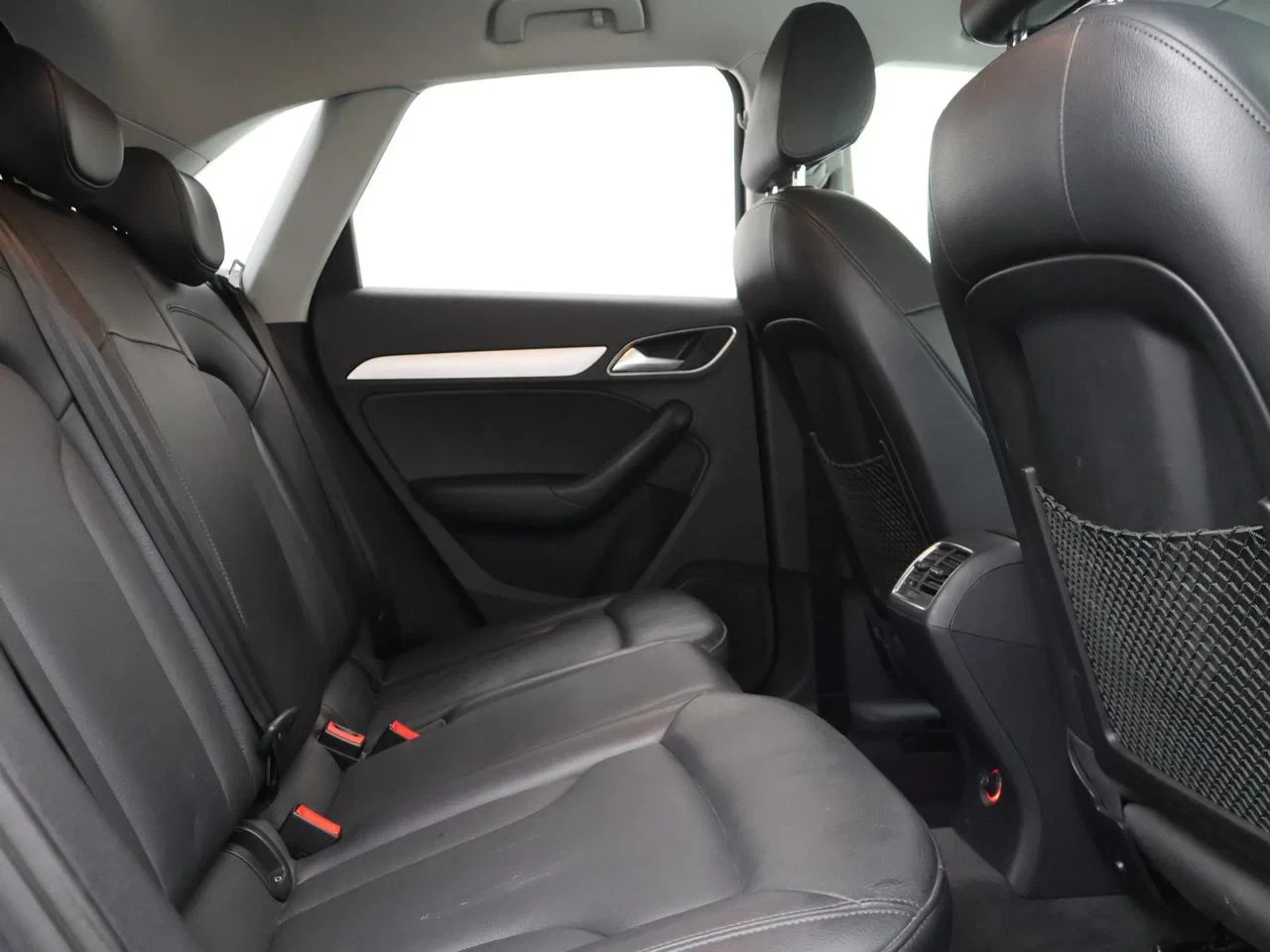 Audi Q3 Audi Q3 1.4TFSI 125PK *LEDER*CRUISE CONTROL*NAVI*CD SPELER*BLTH*PDC*AIRCO*ZETELVERWARMING*...*