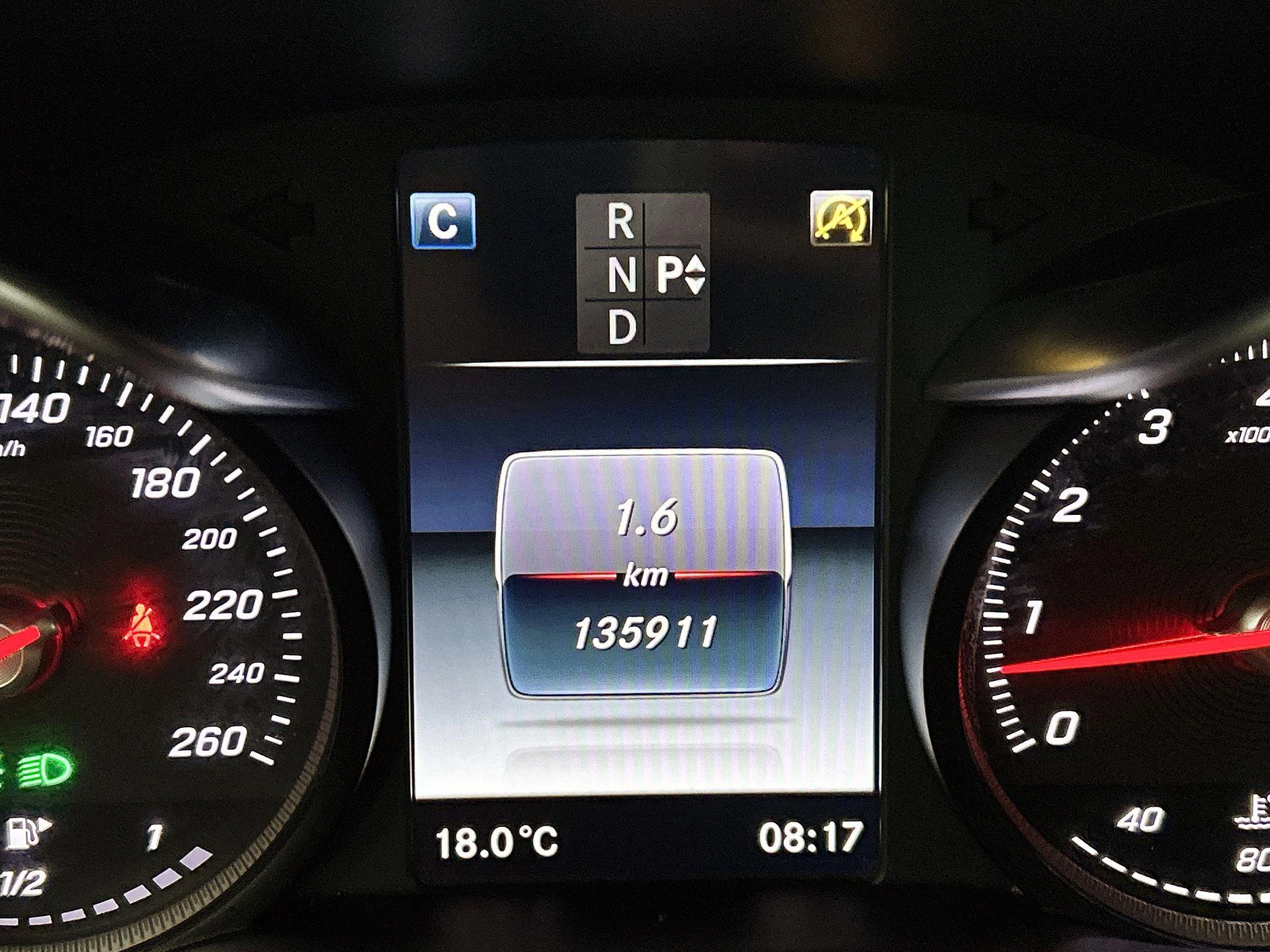 Mercedes-Benz-C-Klasse-image-17