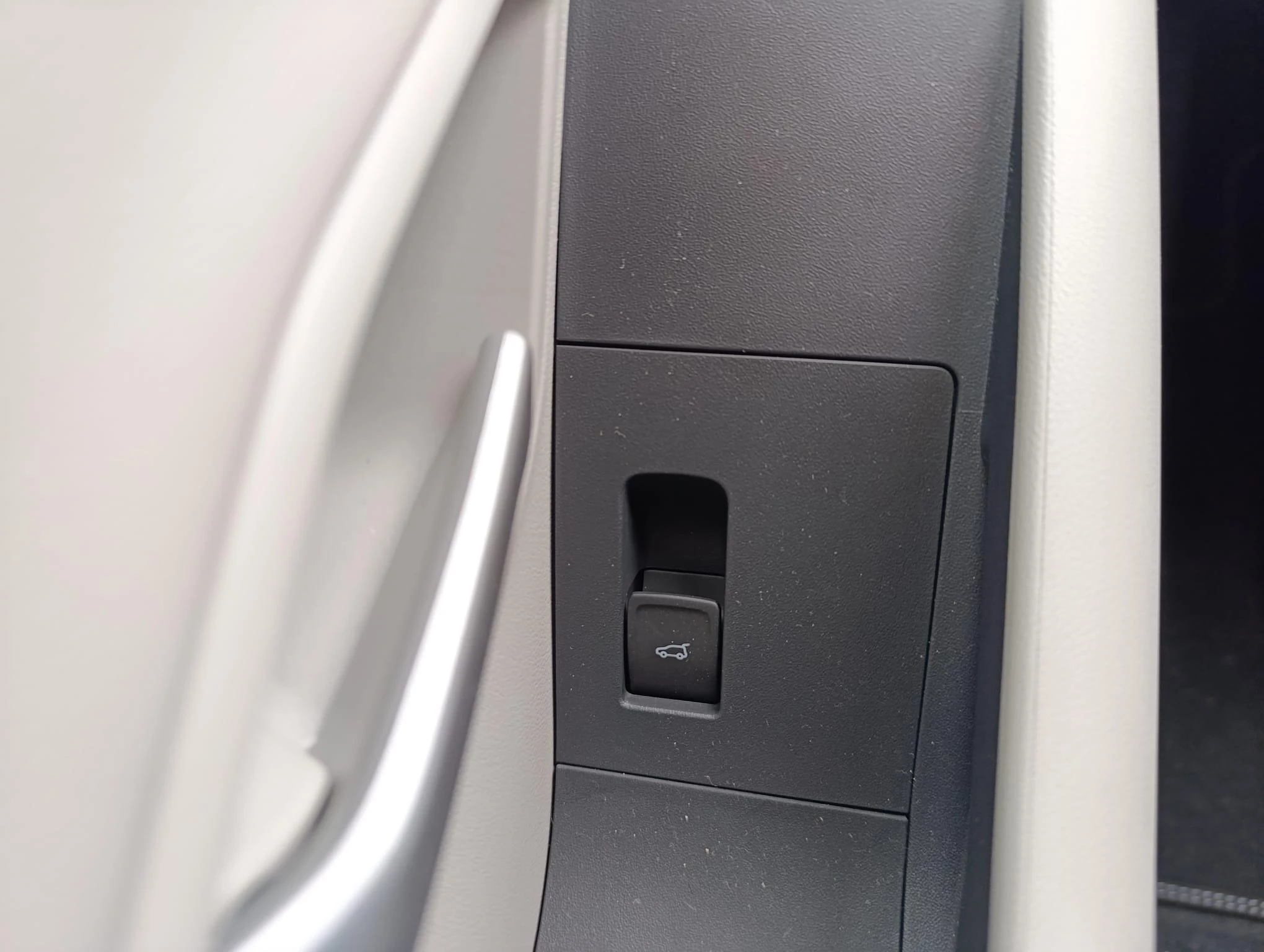 Ford-Explorer-image-17