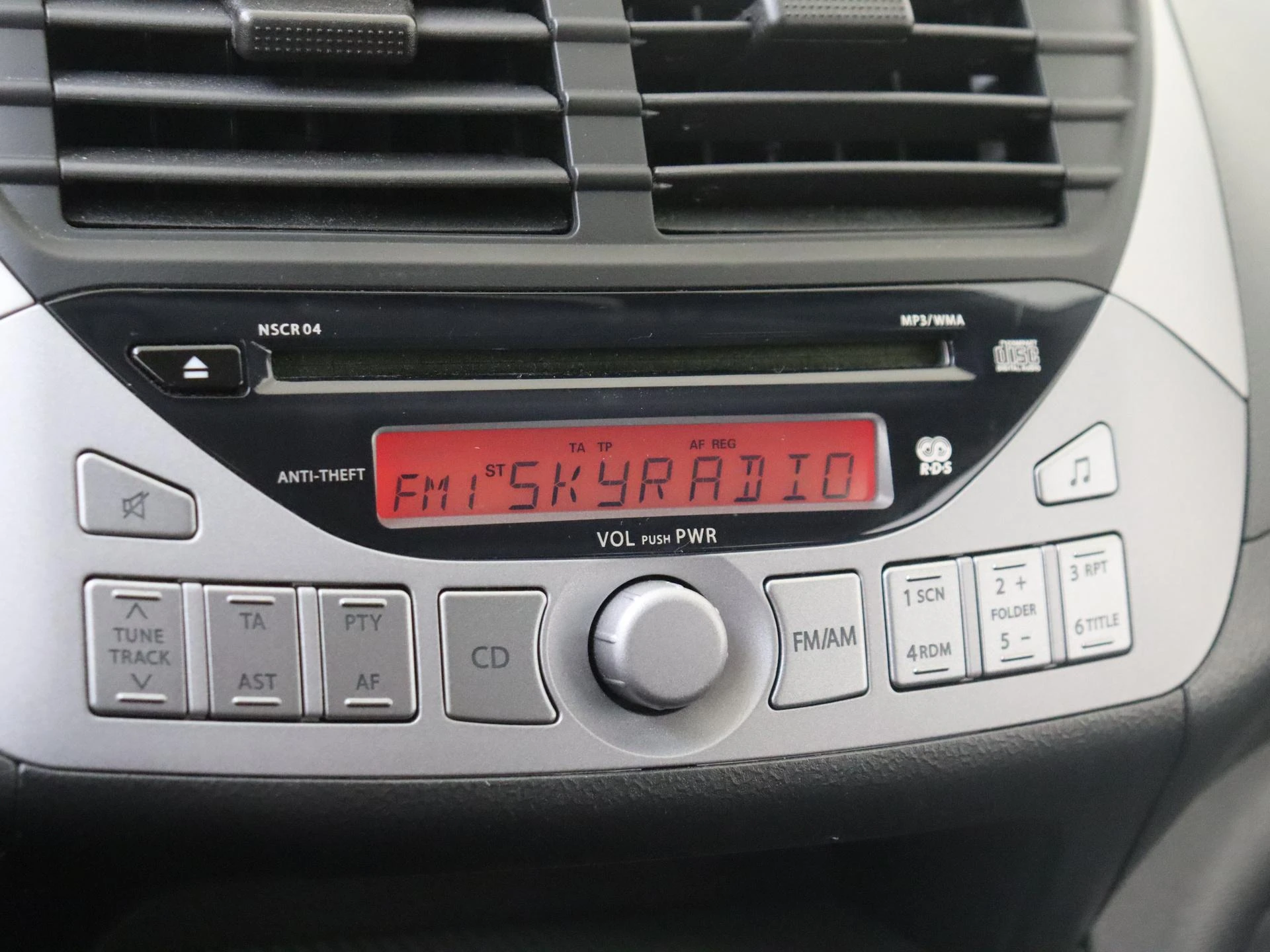 Suzuki-Alto-image-17