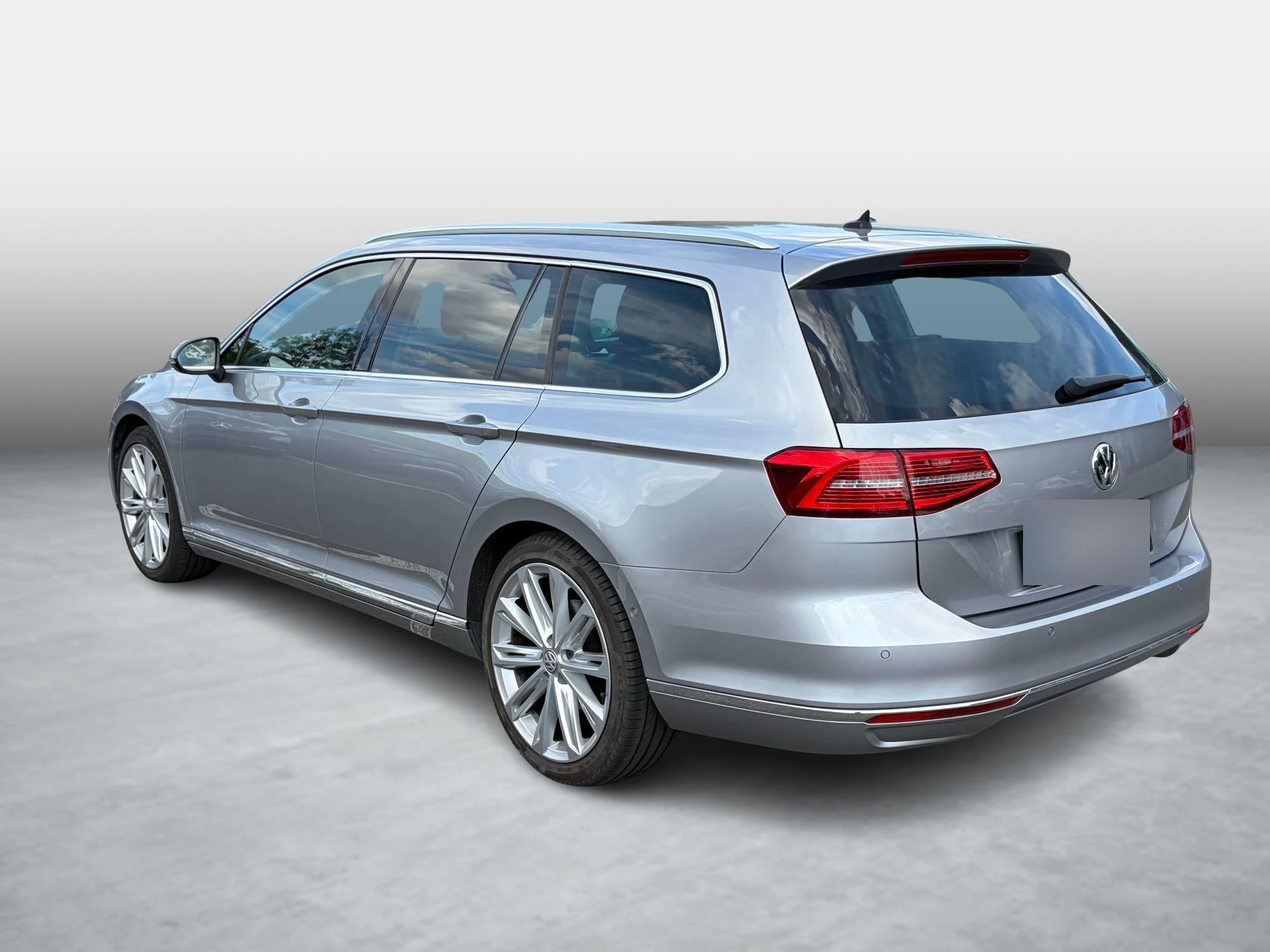 Volkswagen-Passat-image-2