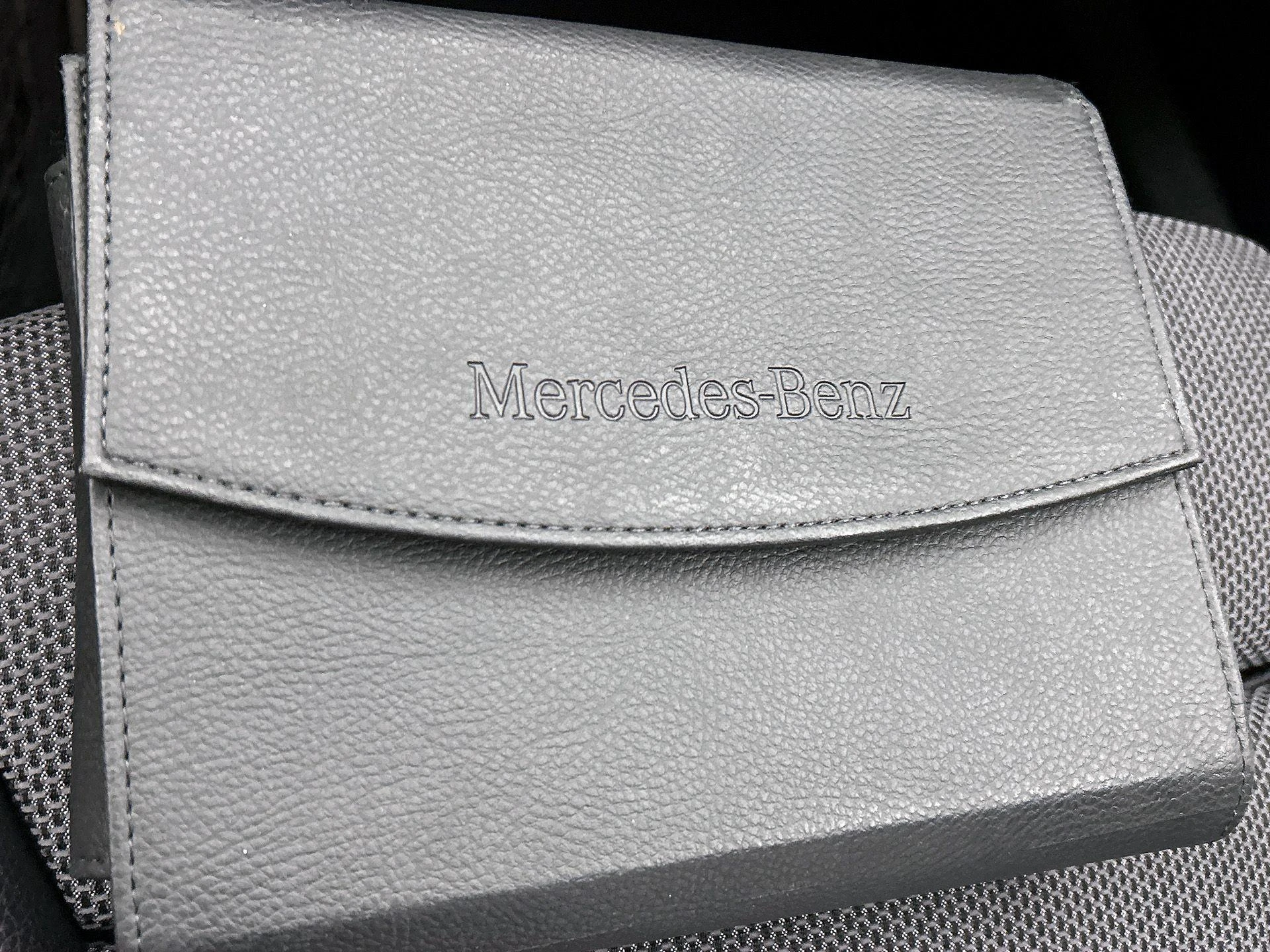 Mercedes-Benz-C-Klasse-image-30