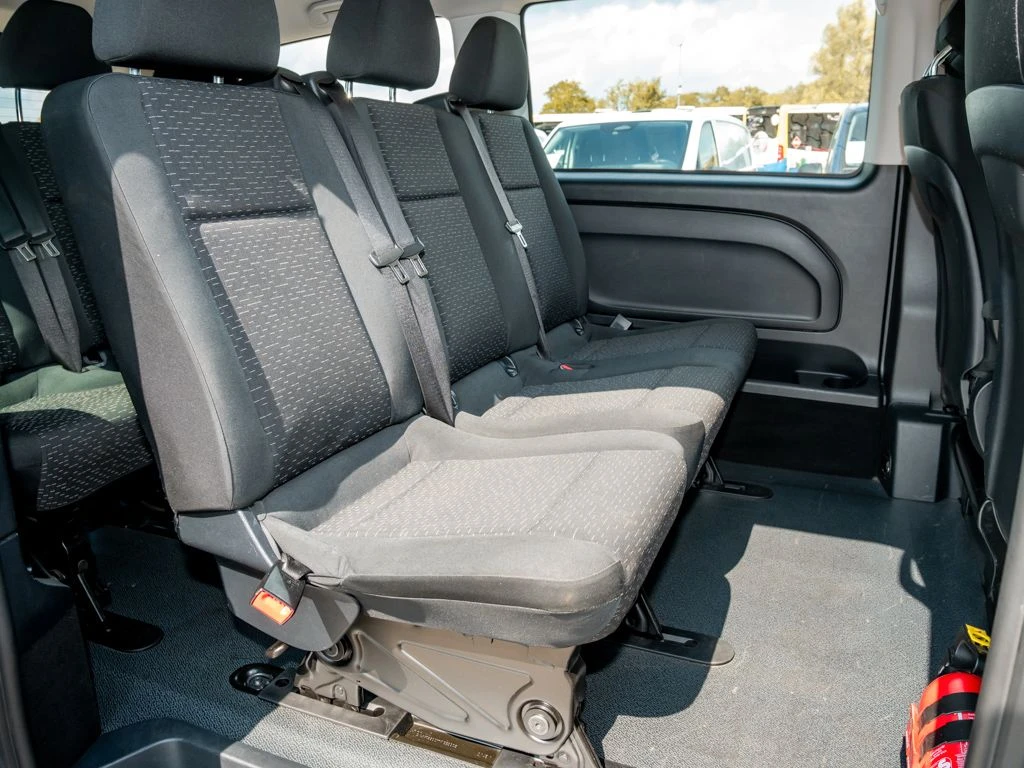 Mercedes-Benz-Vito 114-image-12
