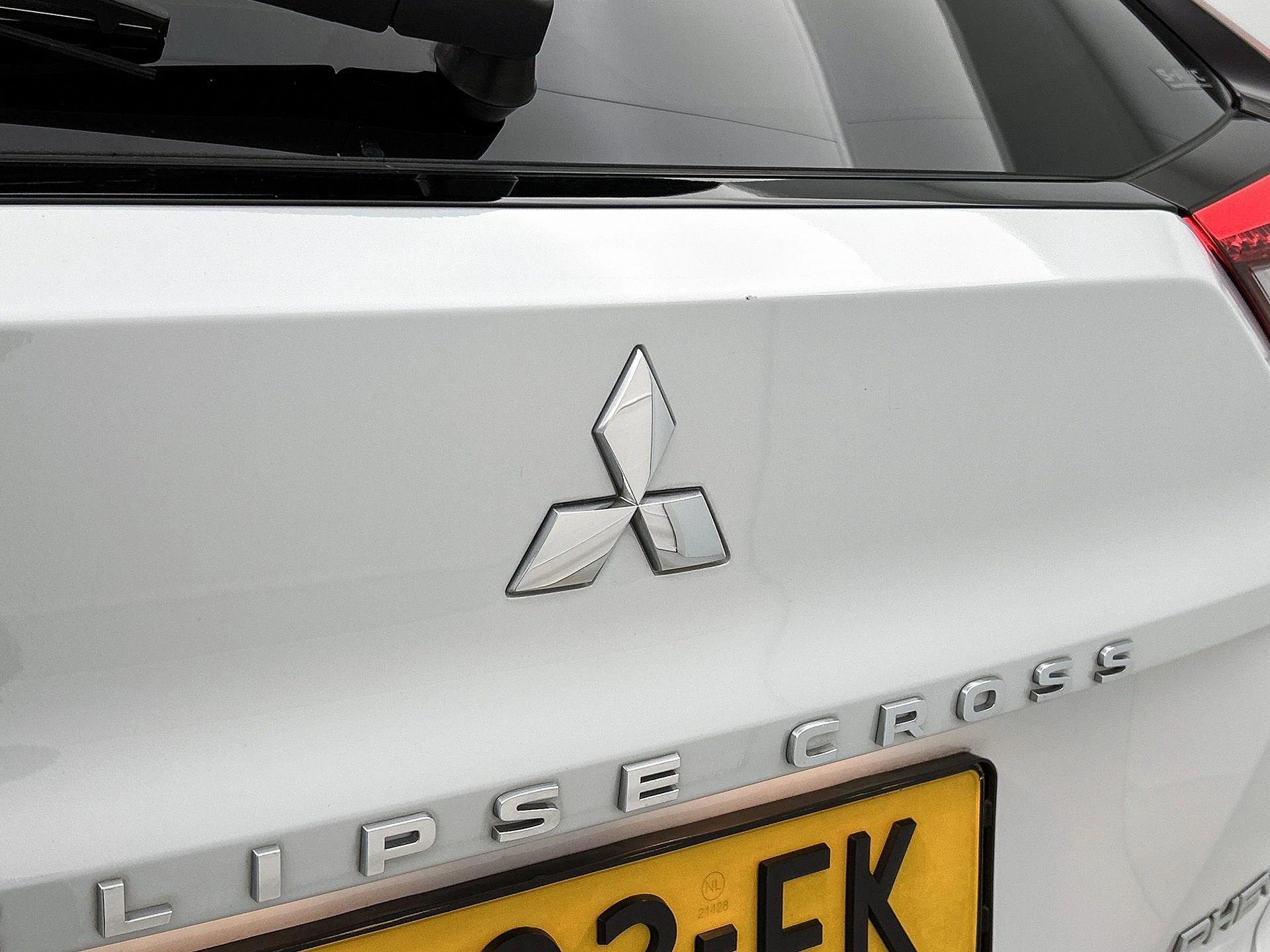 Mitsubishi-Eclipse Cross-image-21