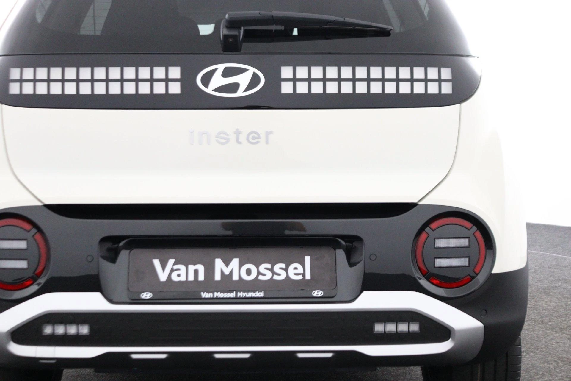 Hyundai-Inster-image-23
