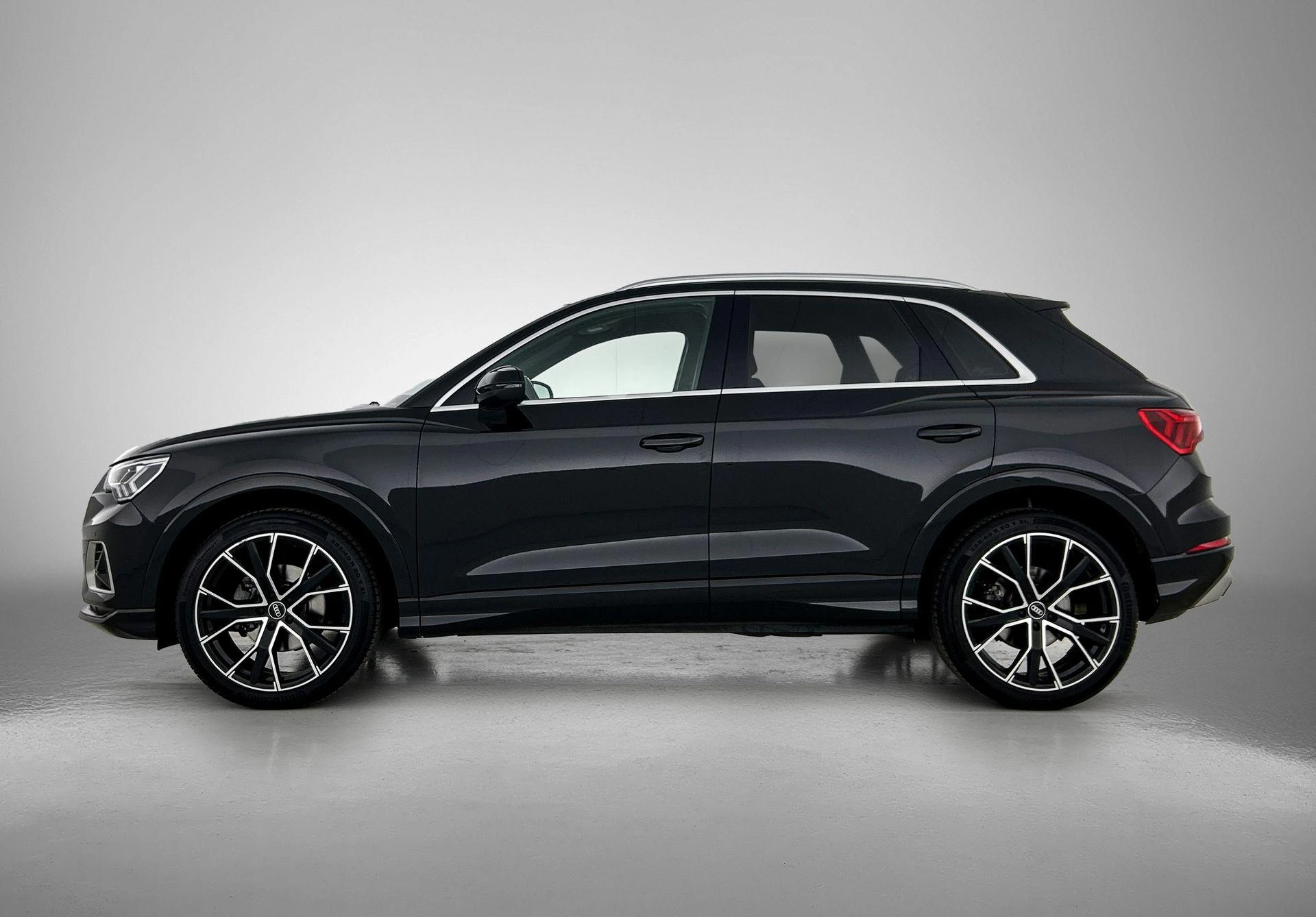 Audi-Q3-image-1