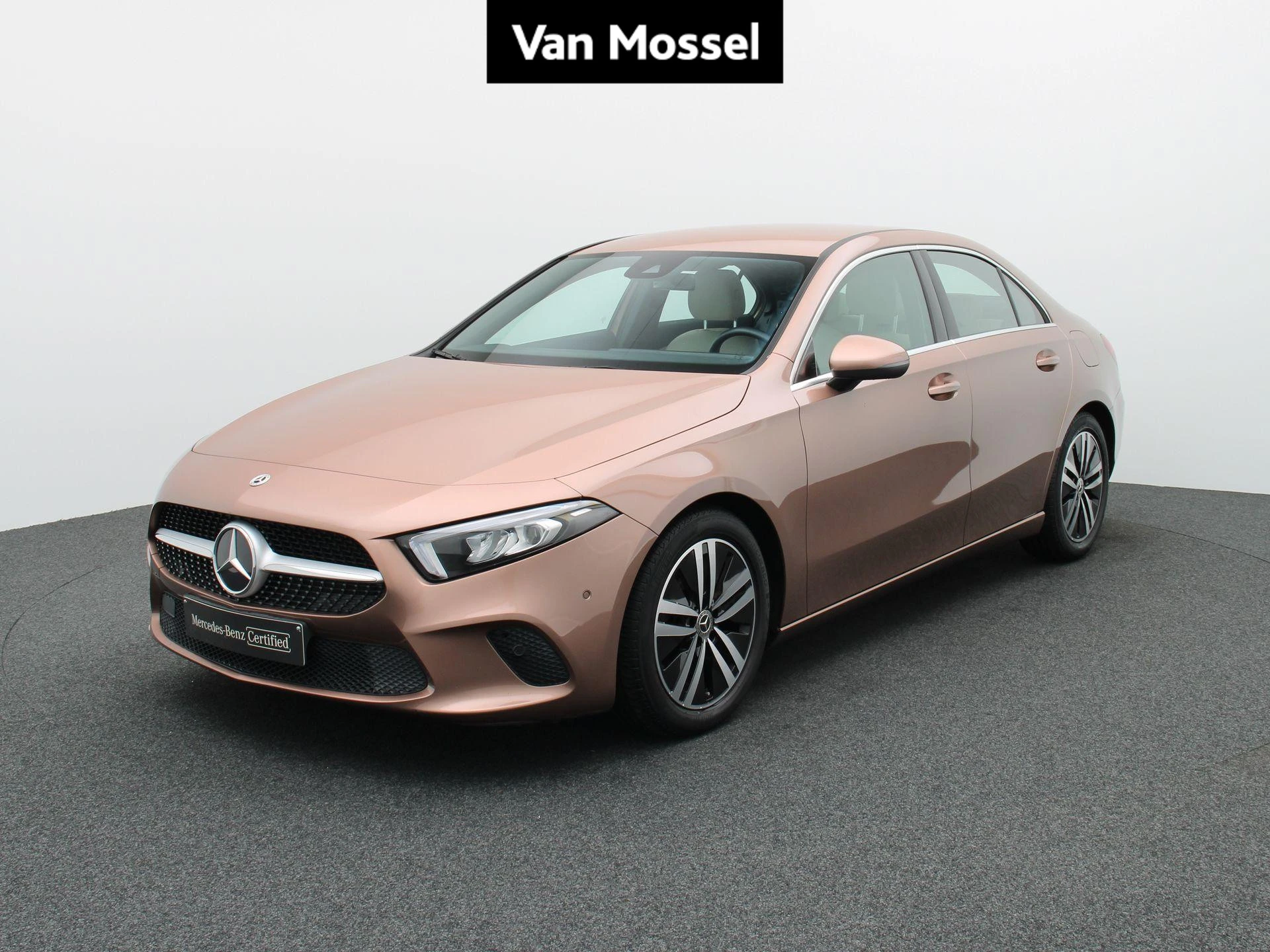 Mercedes-Benz-A-Klasse-image-0