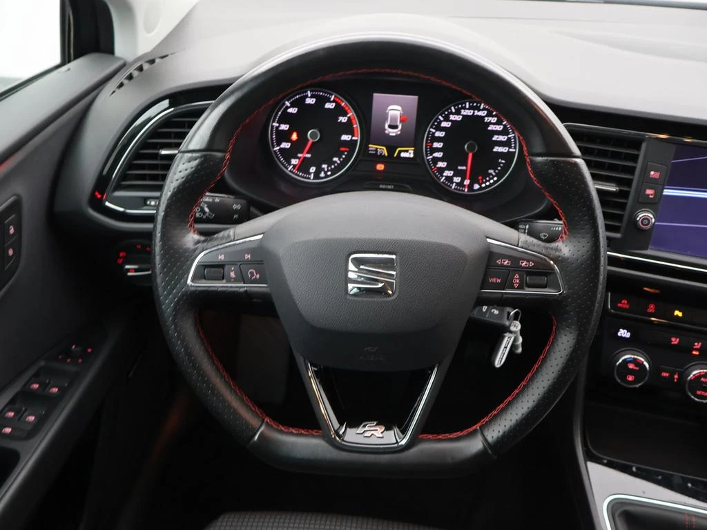 SEAT Leon ST Leon ST 1.4TSI FR 125PK *TREKHAAK*BLTH*APP-CONNECT*PDC ACHTER*NAVI*...*
