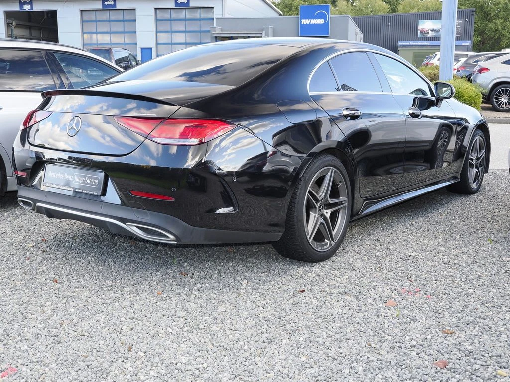 Mercedes-Benz-CLS 400 d-image-5