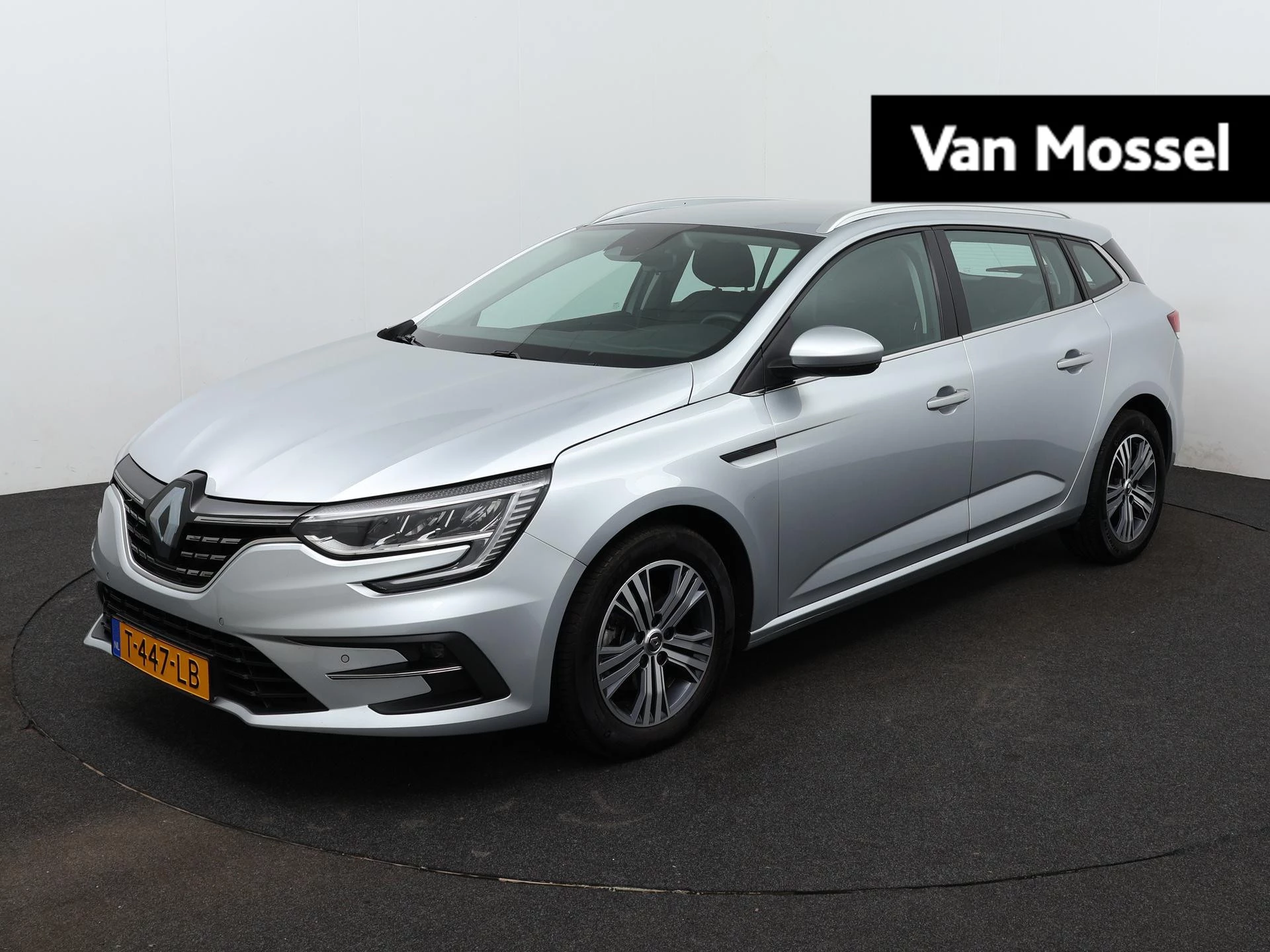 Renault-Mégane Estate-image-0