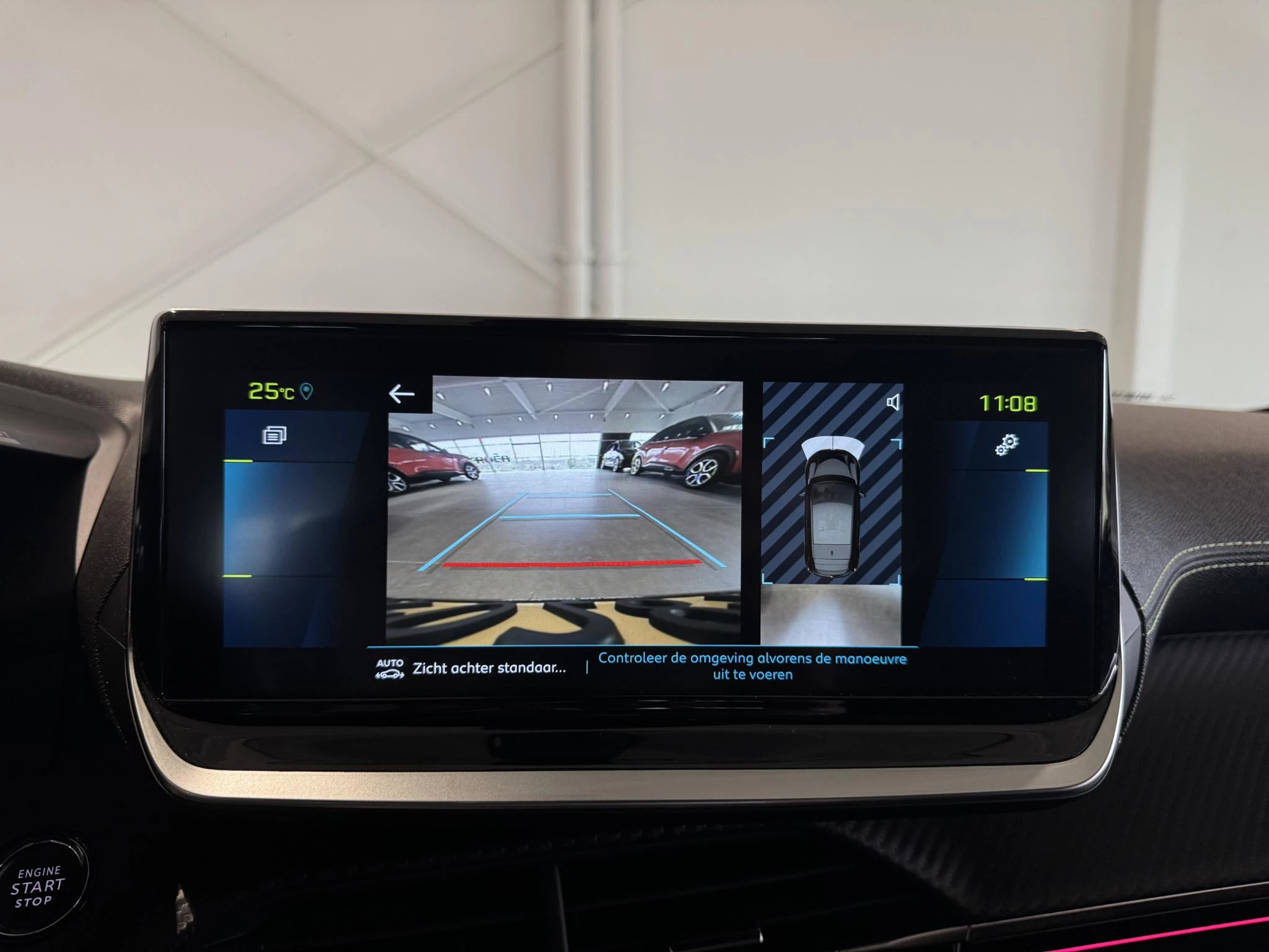 Peugeot-e-208-image-24