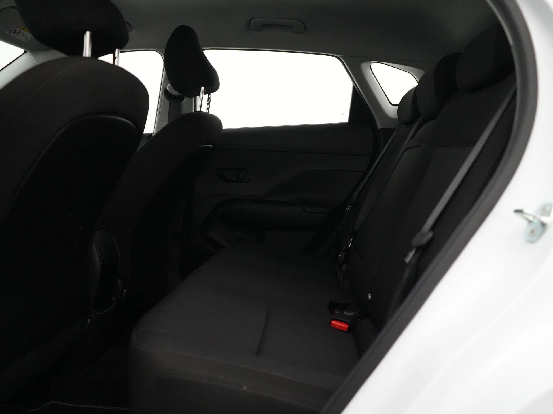 Hyundai-Kona-image-35