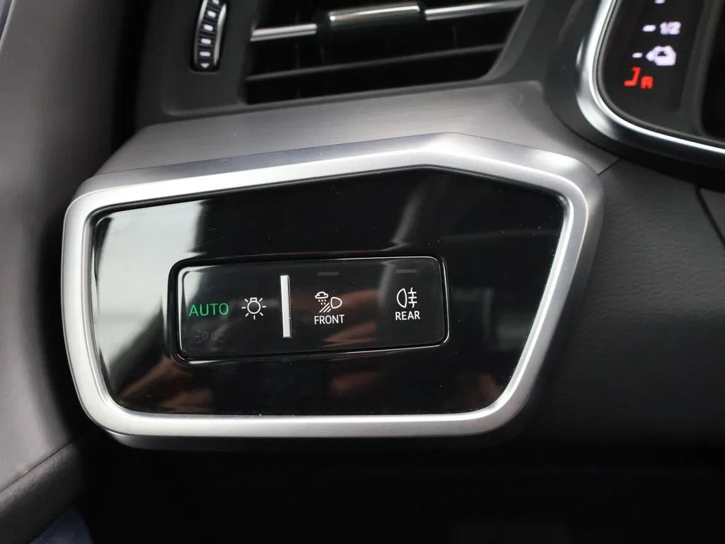 Audi-A6-image-26