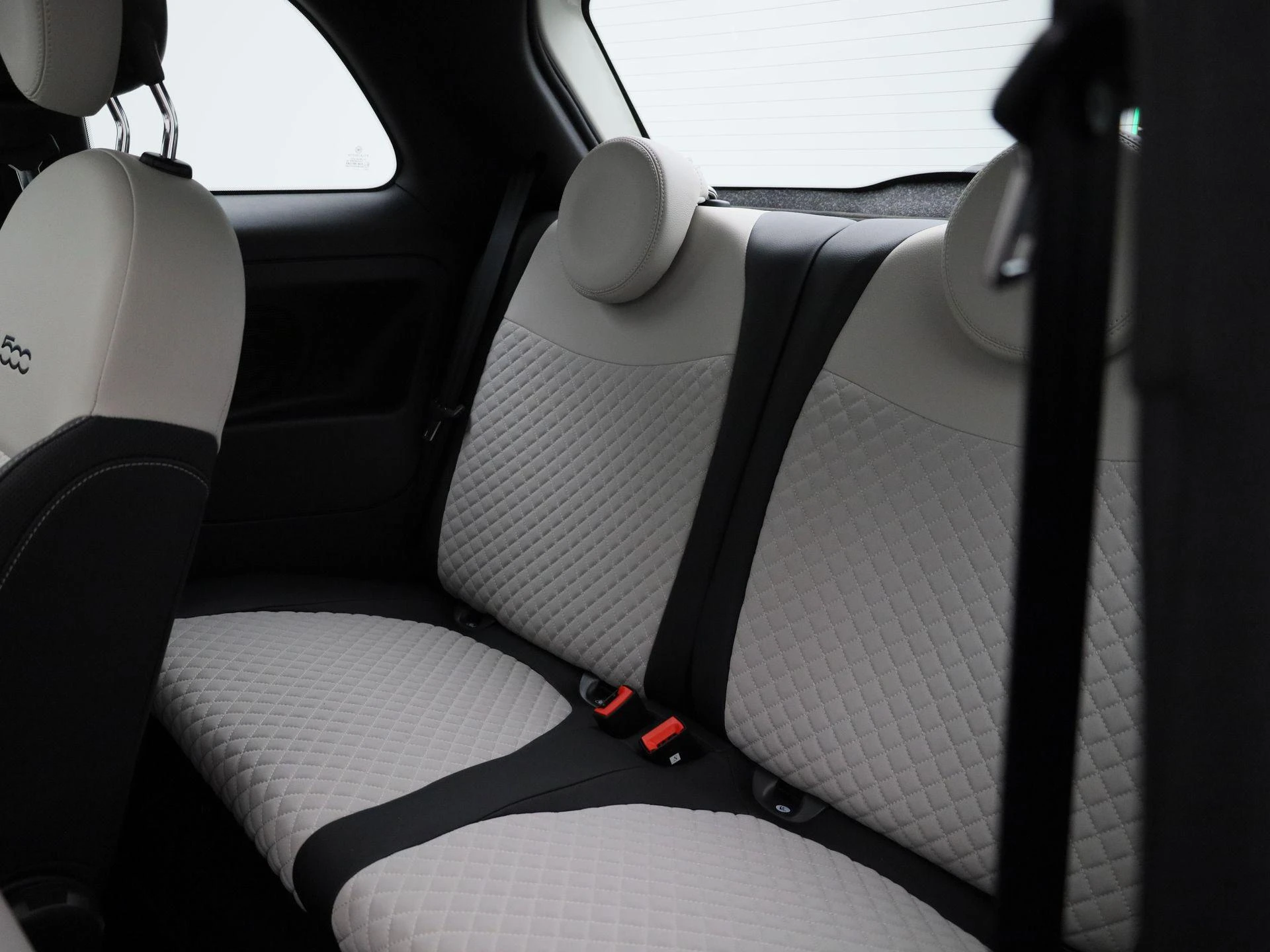 Fiat 500 1.0 Hybrid 70 Dolce Vita