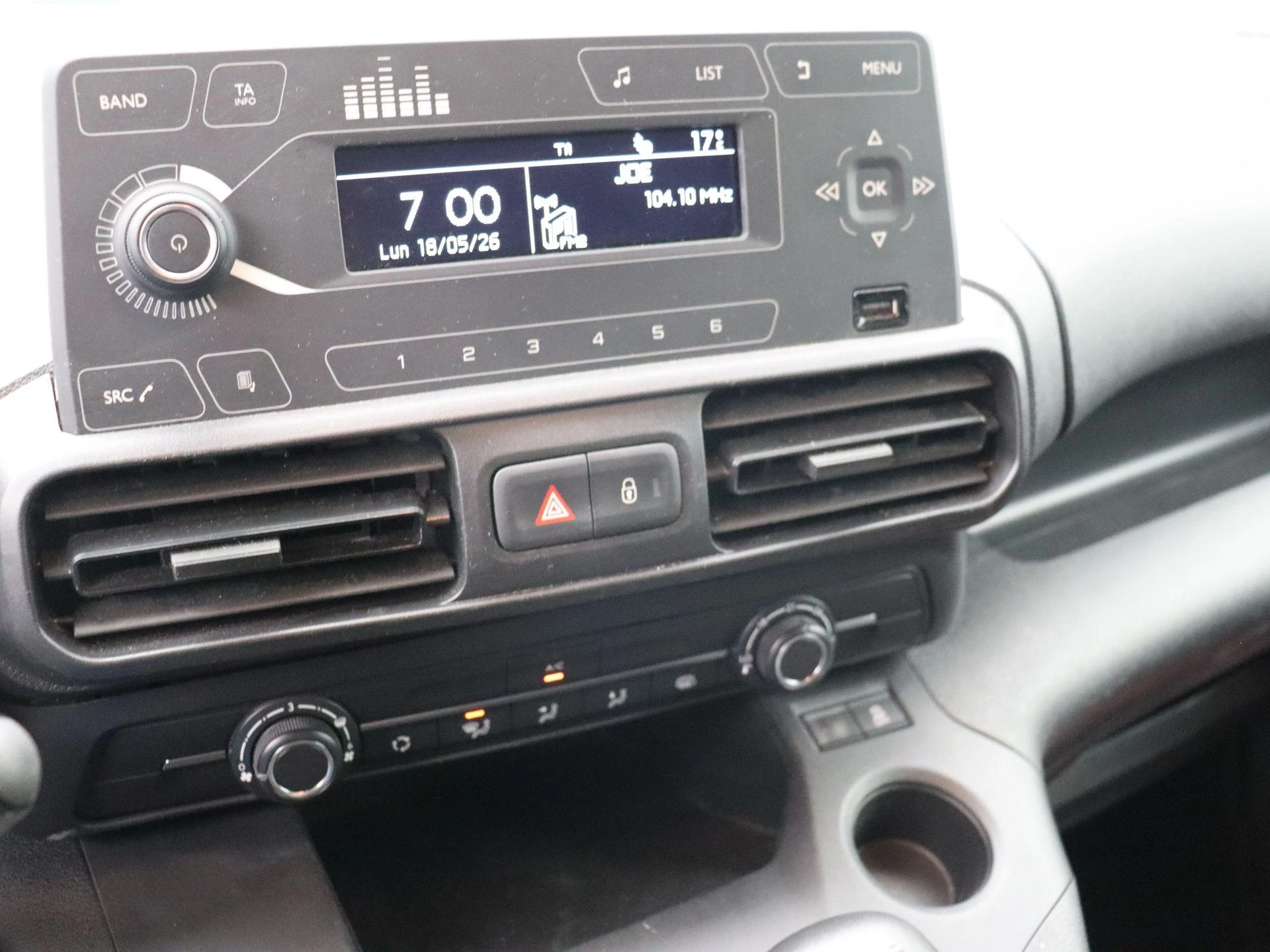 Citroën Berlingo M 1.2 PT 110 S&S BVM6 PLUS