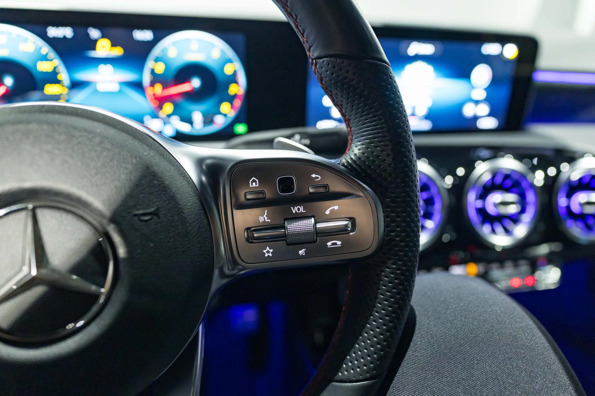 Mercedes-Benz-Classe A-image-26