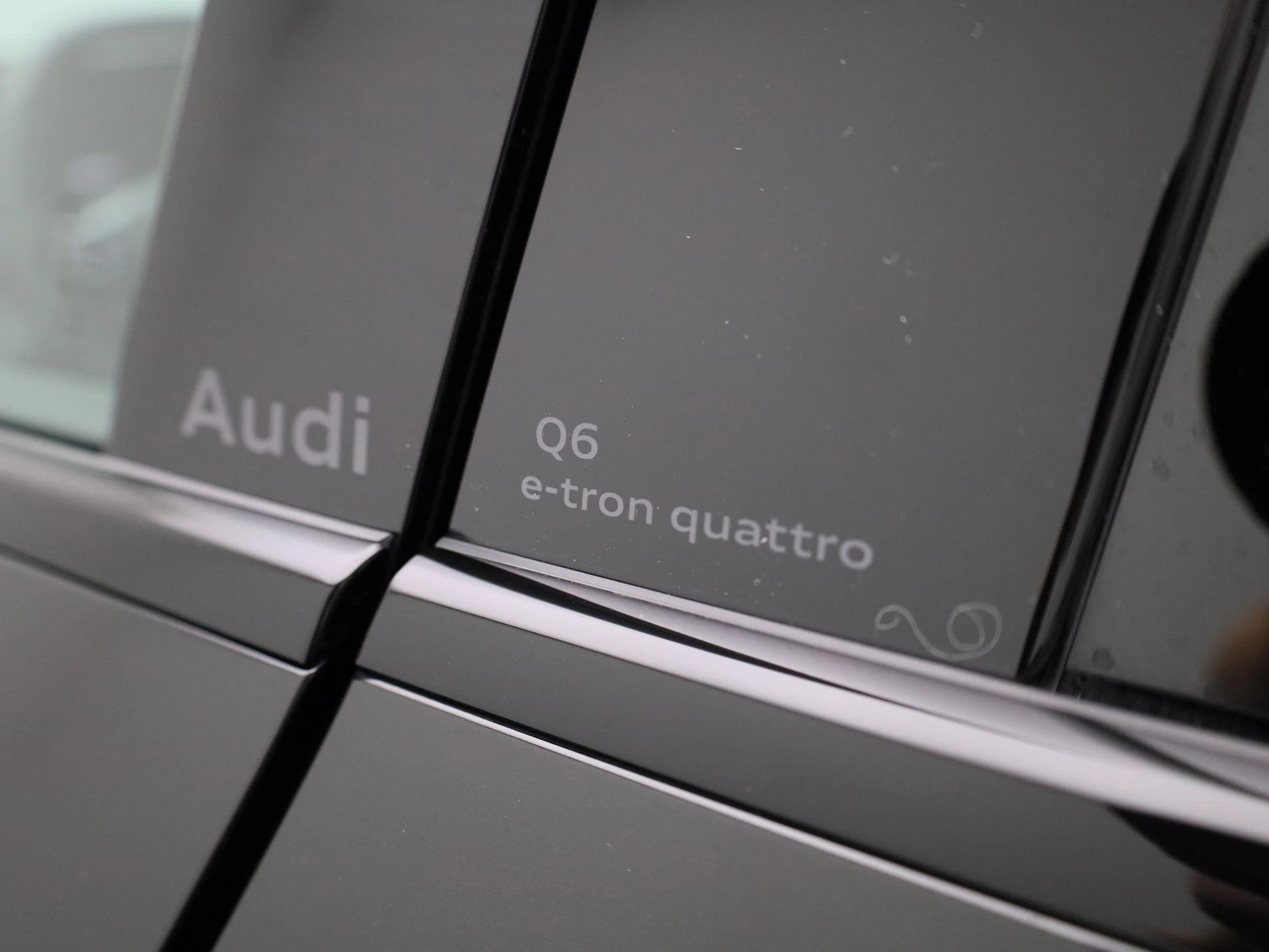 Audi-Q6 e-tron-image-18