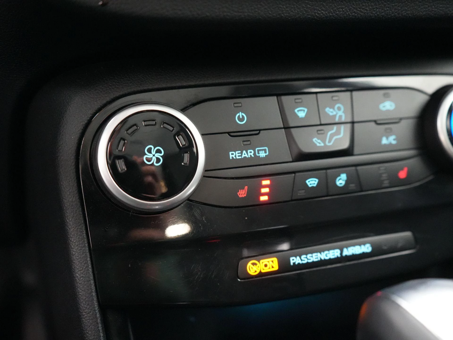 Ford Puma Titanium - Automaat - Winterpack - Carplay