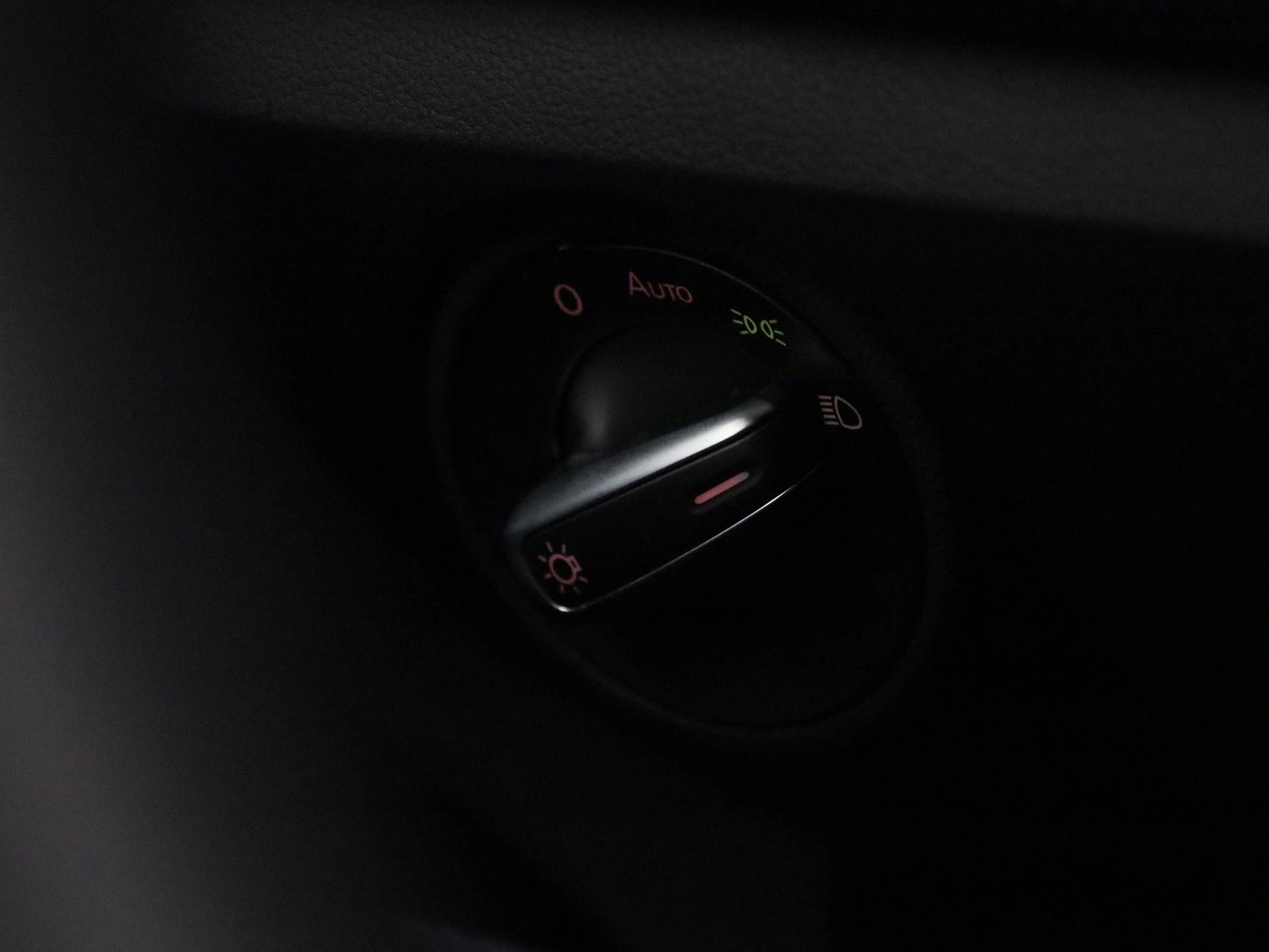 Volkswagen-e-up!-image-15