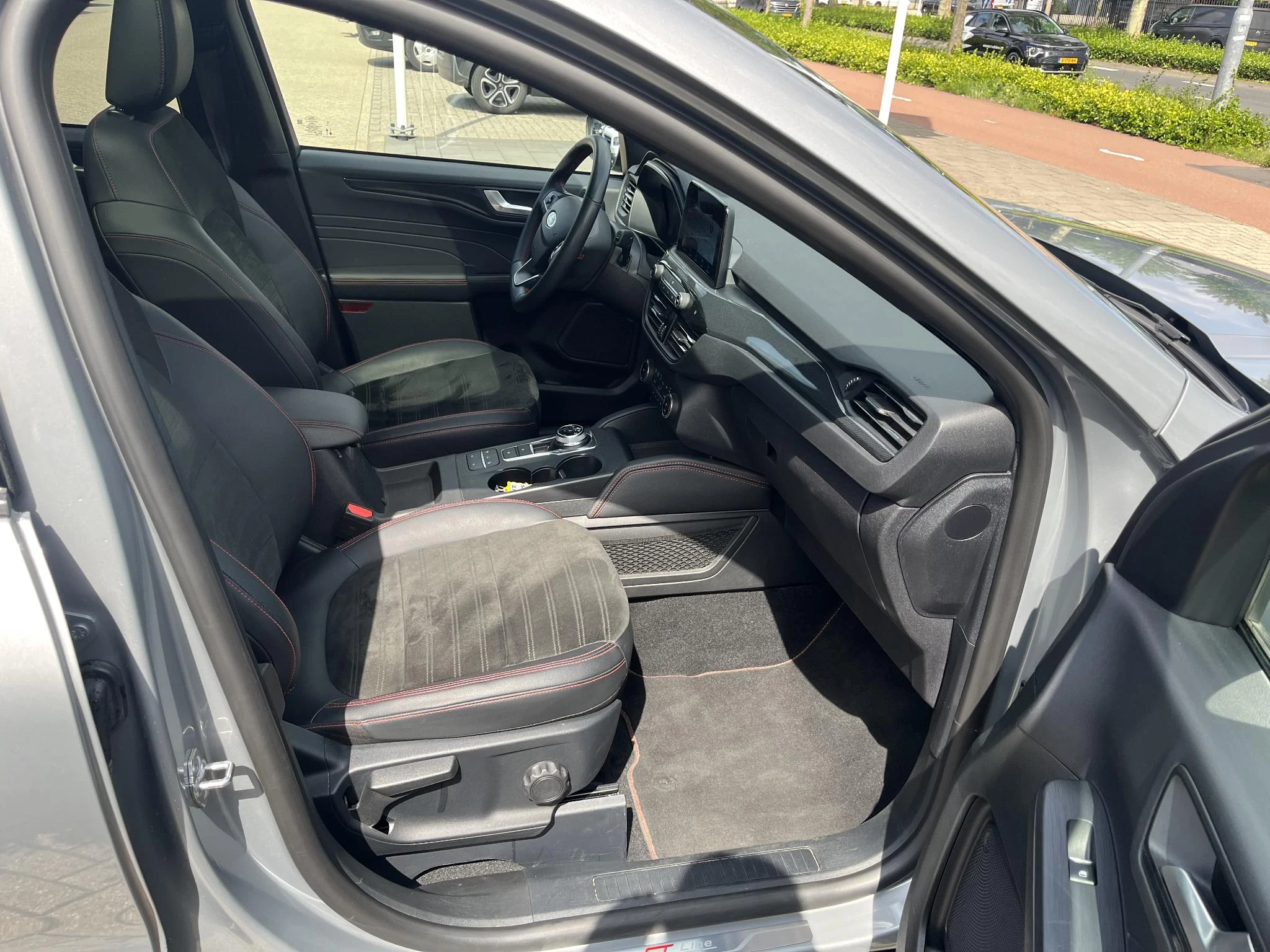 Ford-Kuga-image-14