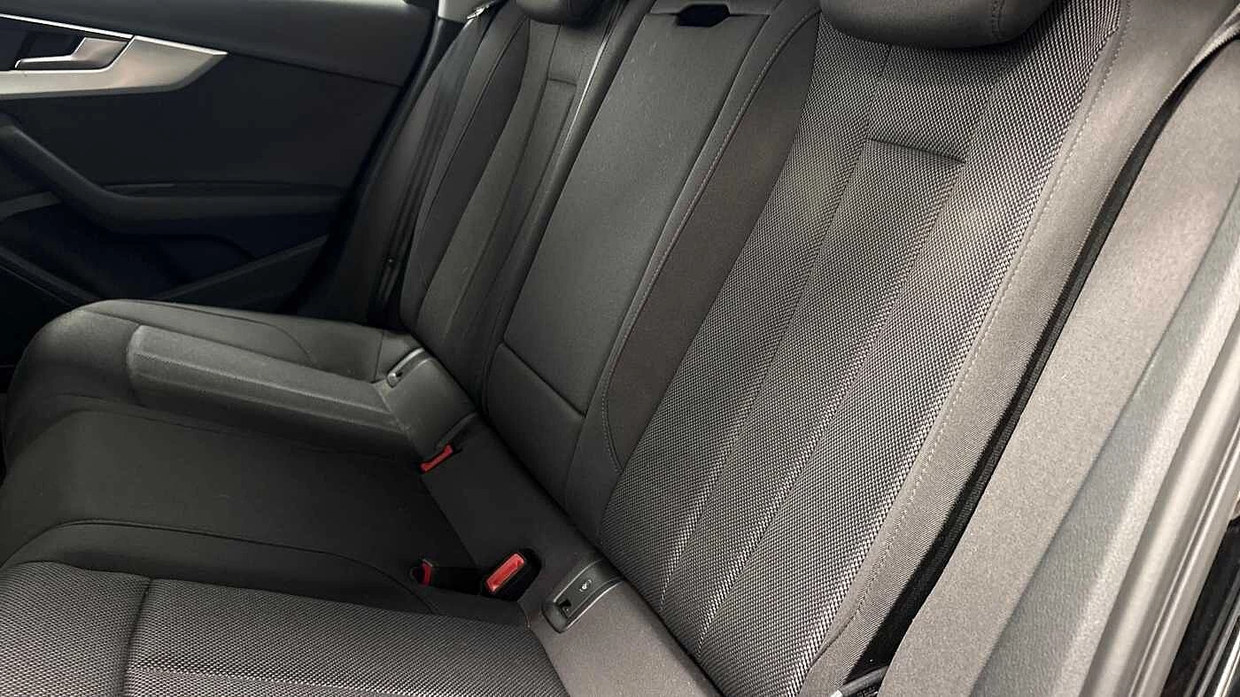 Audi-A4-image-6