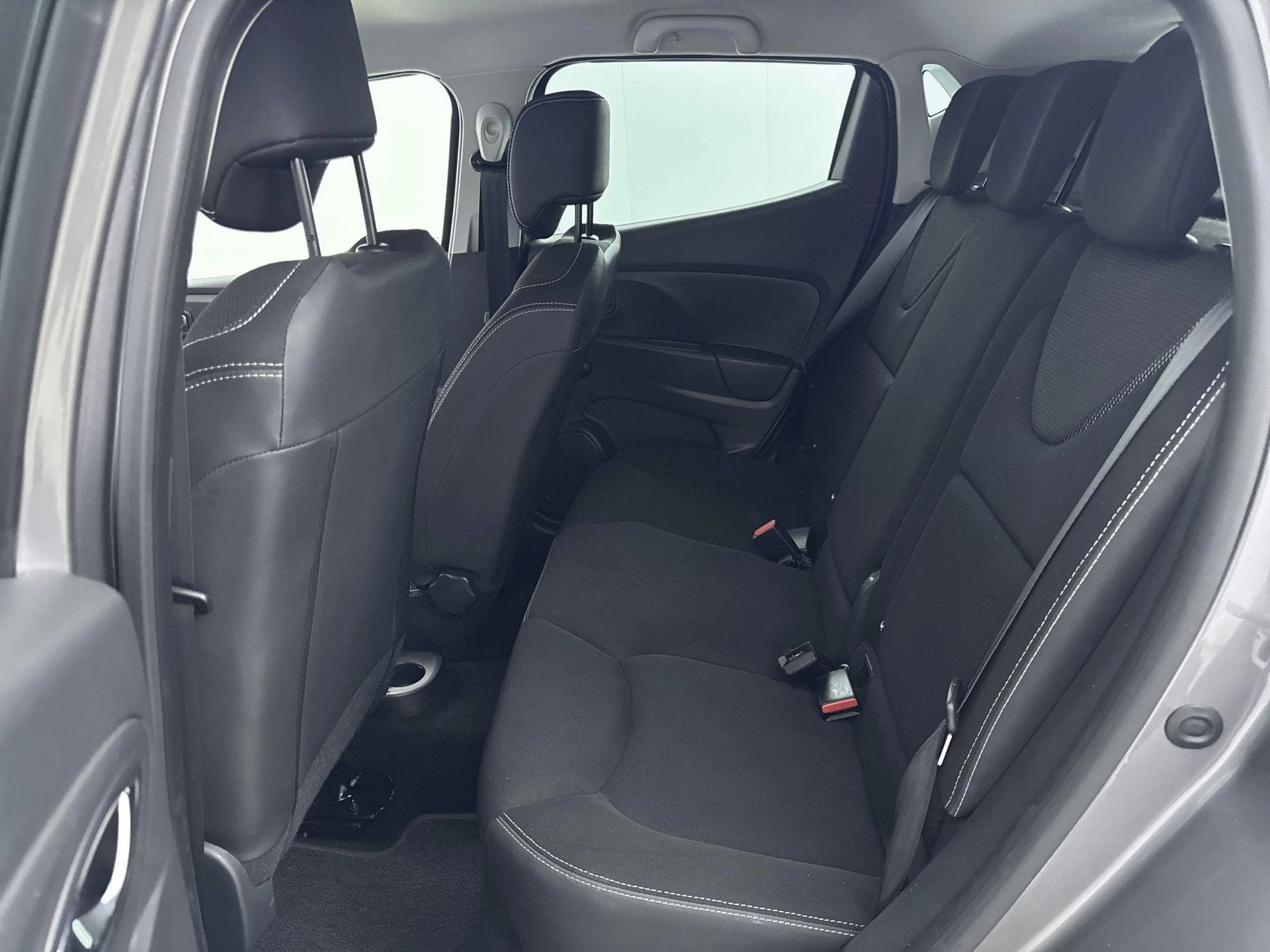 Renault-Clio-image-24