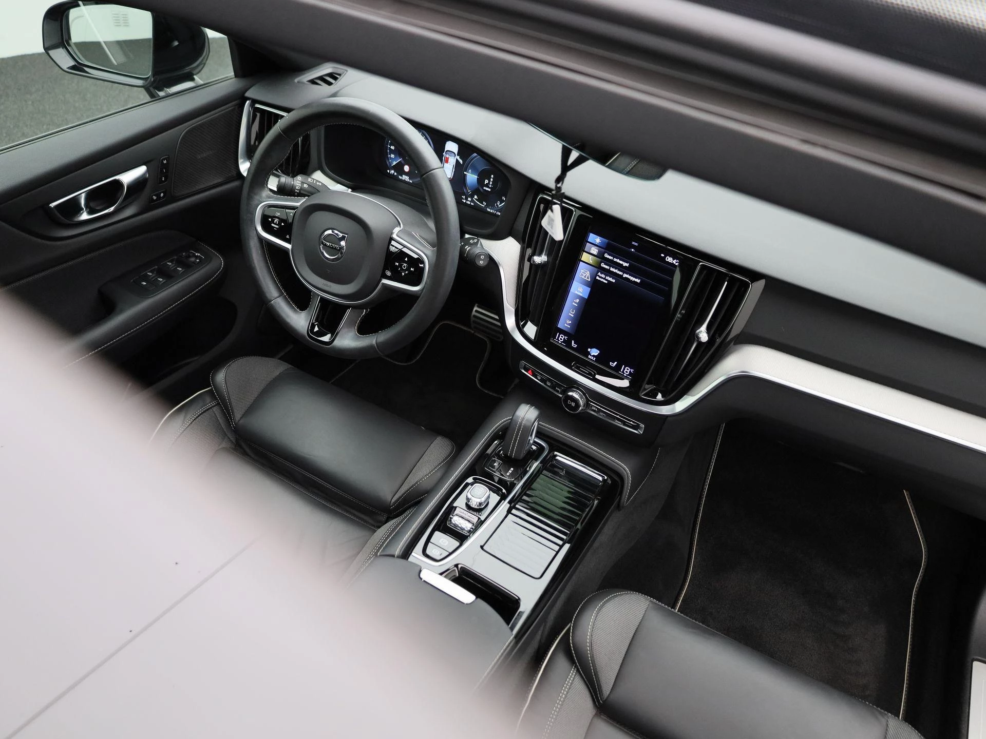 Volvo-V60-image-39