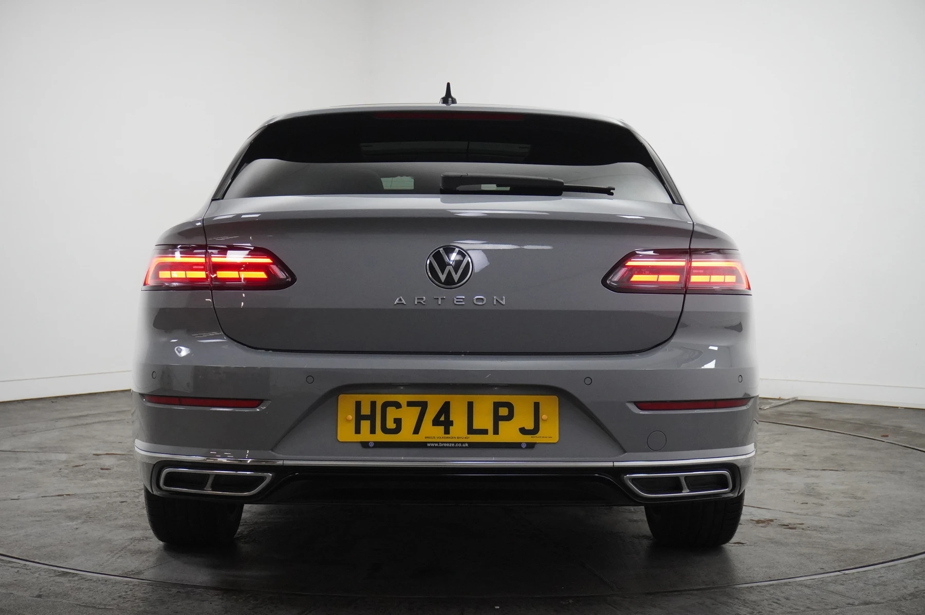 Volkswagen-Arteon-image-18