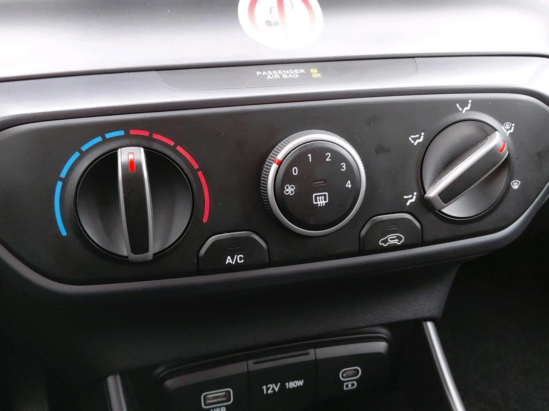 Hyundai i20 1.0T TWIST