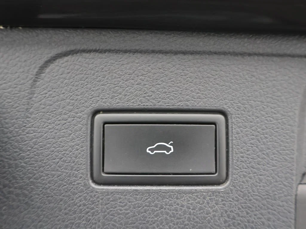 Volkswagen-Passat-image-13