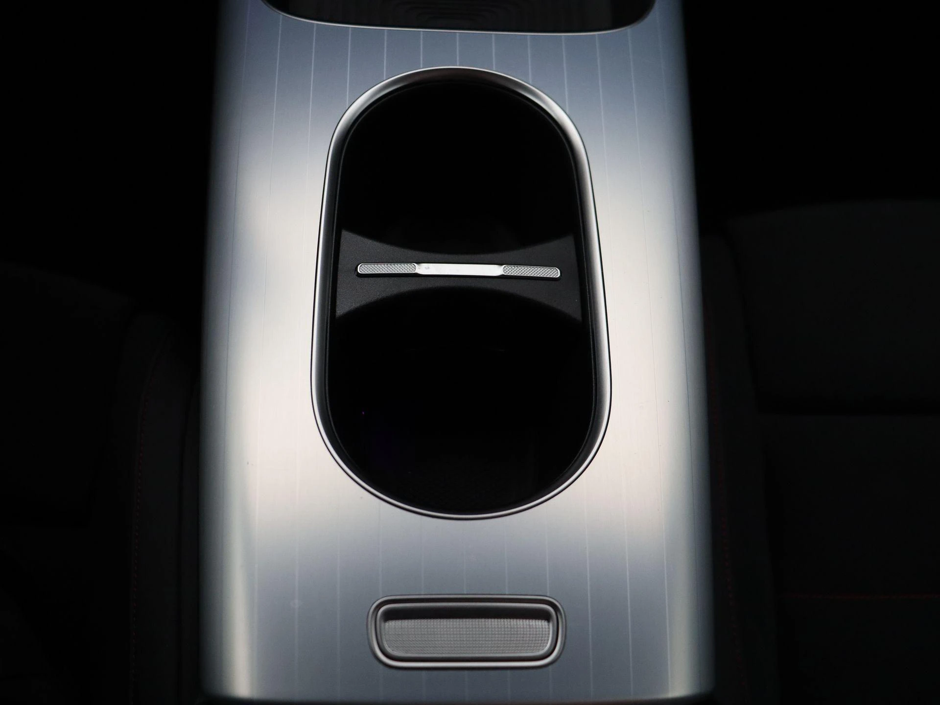 Mercedes-Benz-CLA-image-20