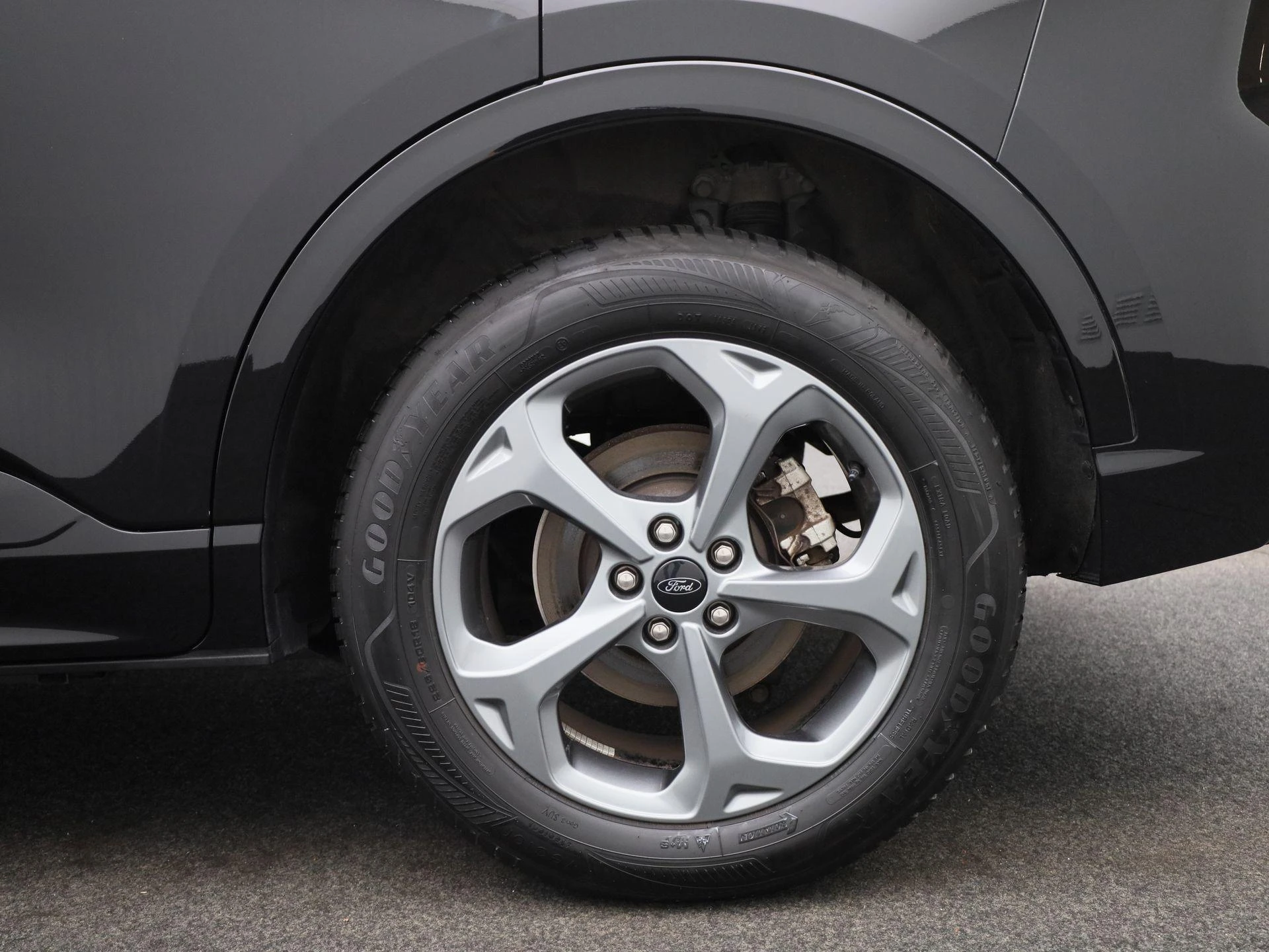 Ford-Kuga-image-12