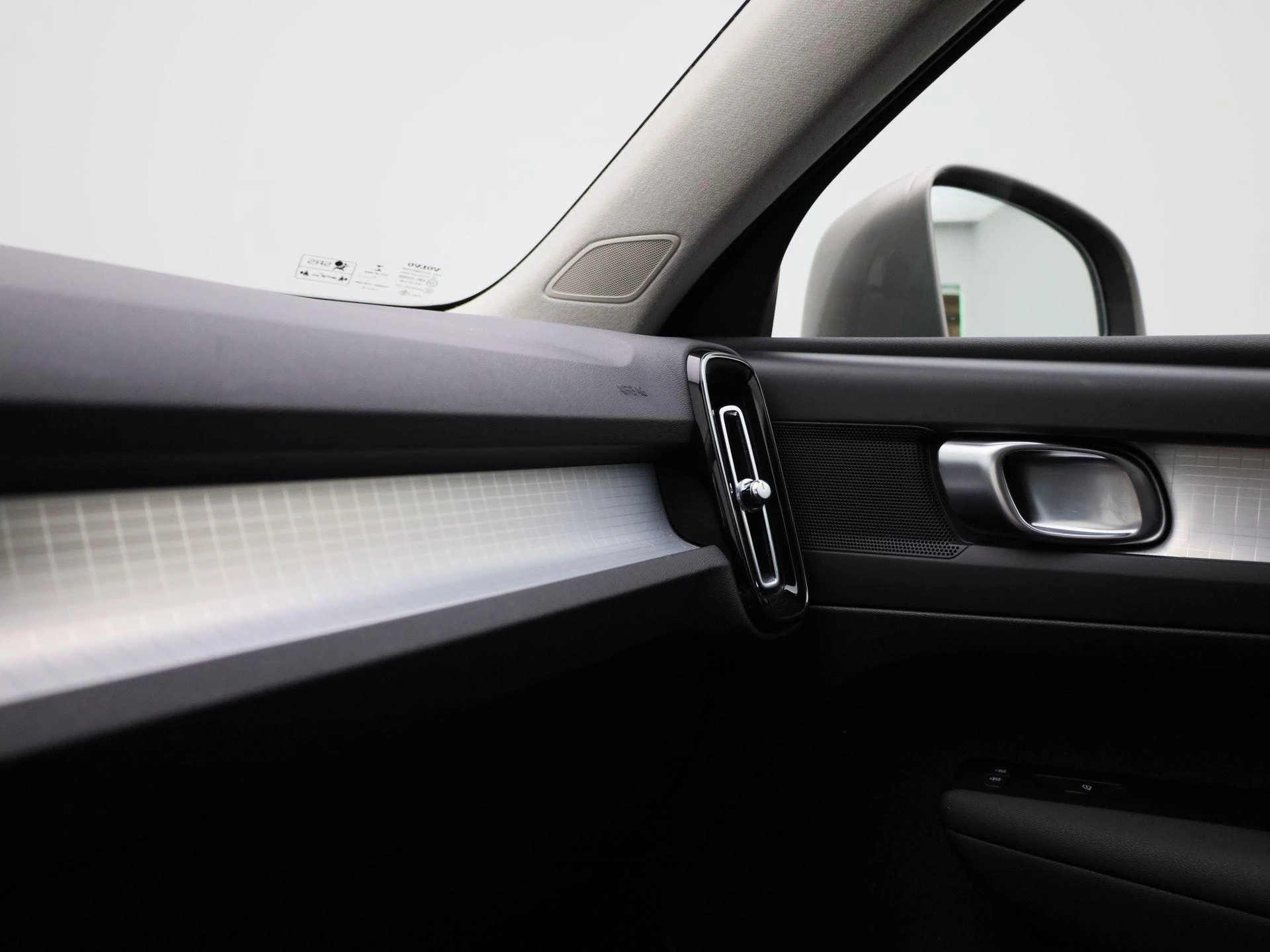 Volvo-XC40-image-24