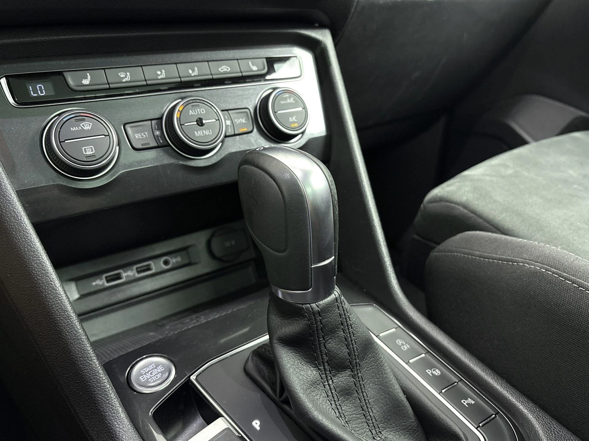 Volkswagen-Tiguan Allspace-image-20