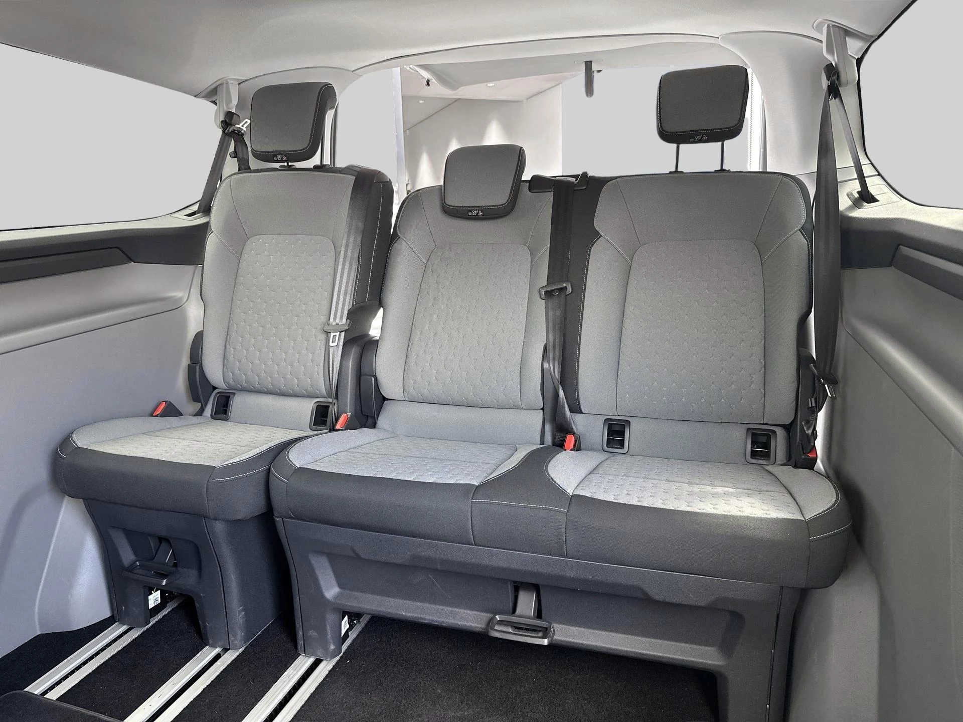 Ford-Tourneo Custom-image-14