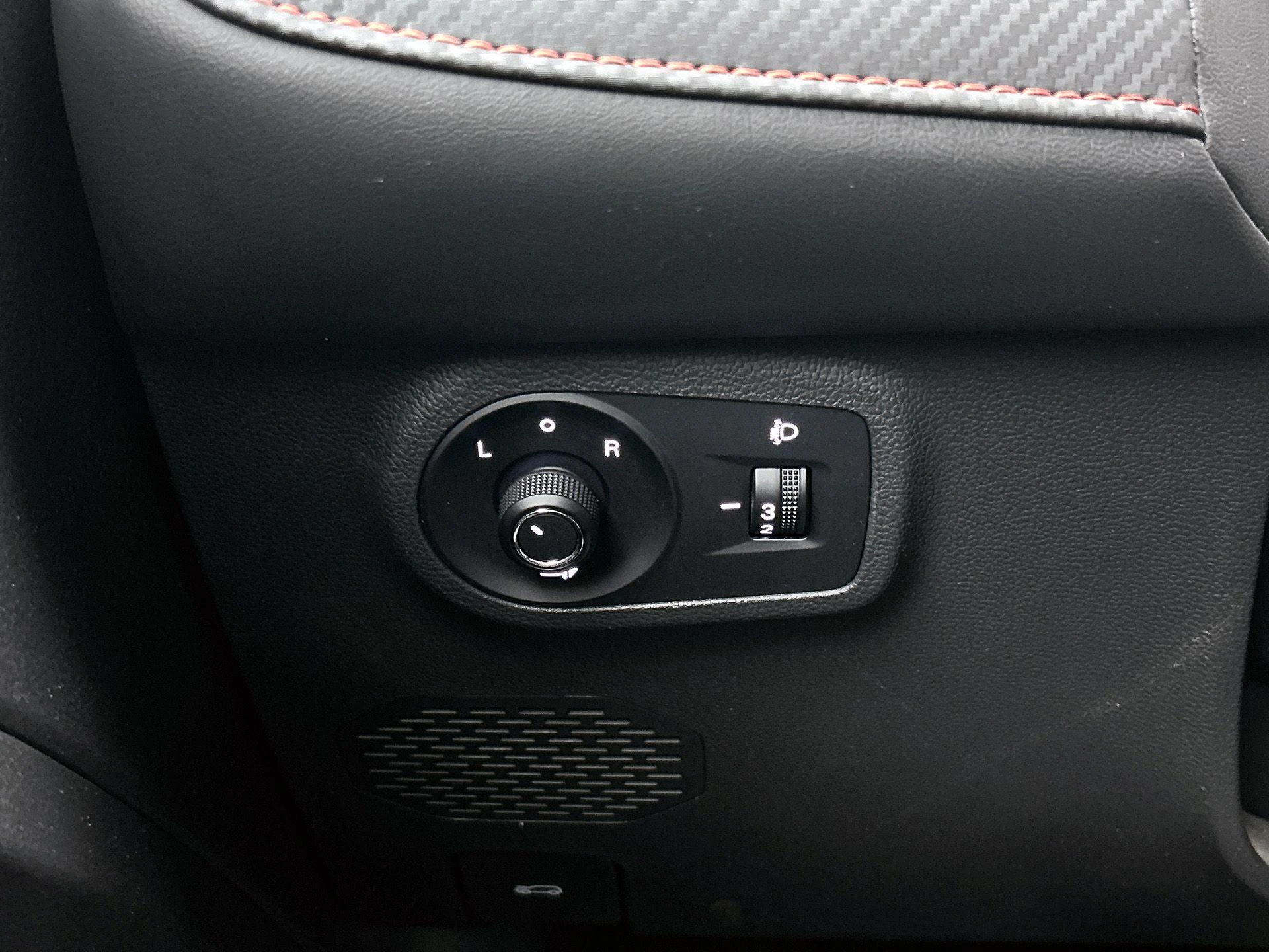 MG-ZS EV-image-15