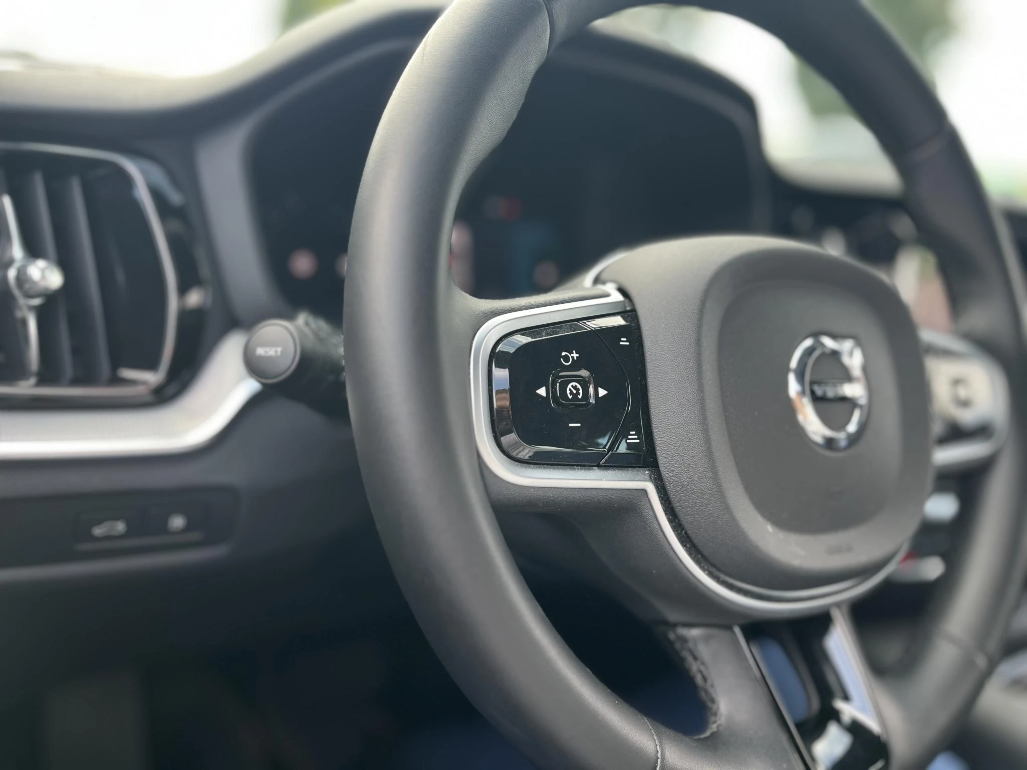 Volvo-V60-image-12