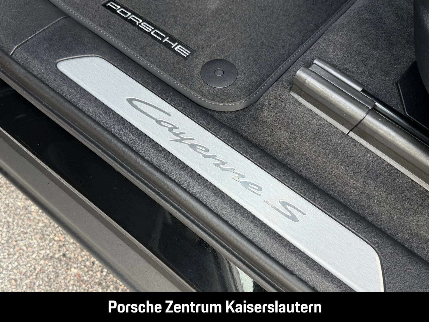 Porsche Cayenne S HA-Lenkung InnoDrive Head-Up BOSE LED -