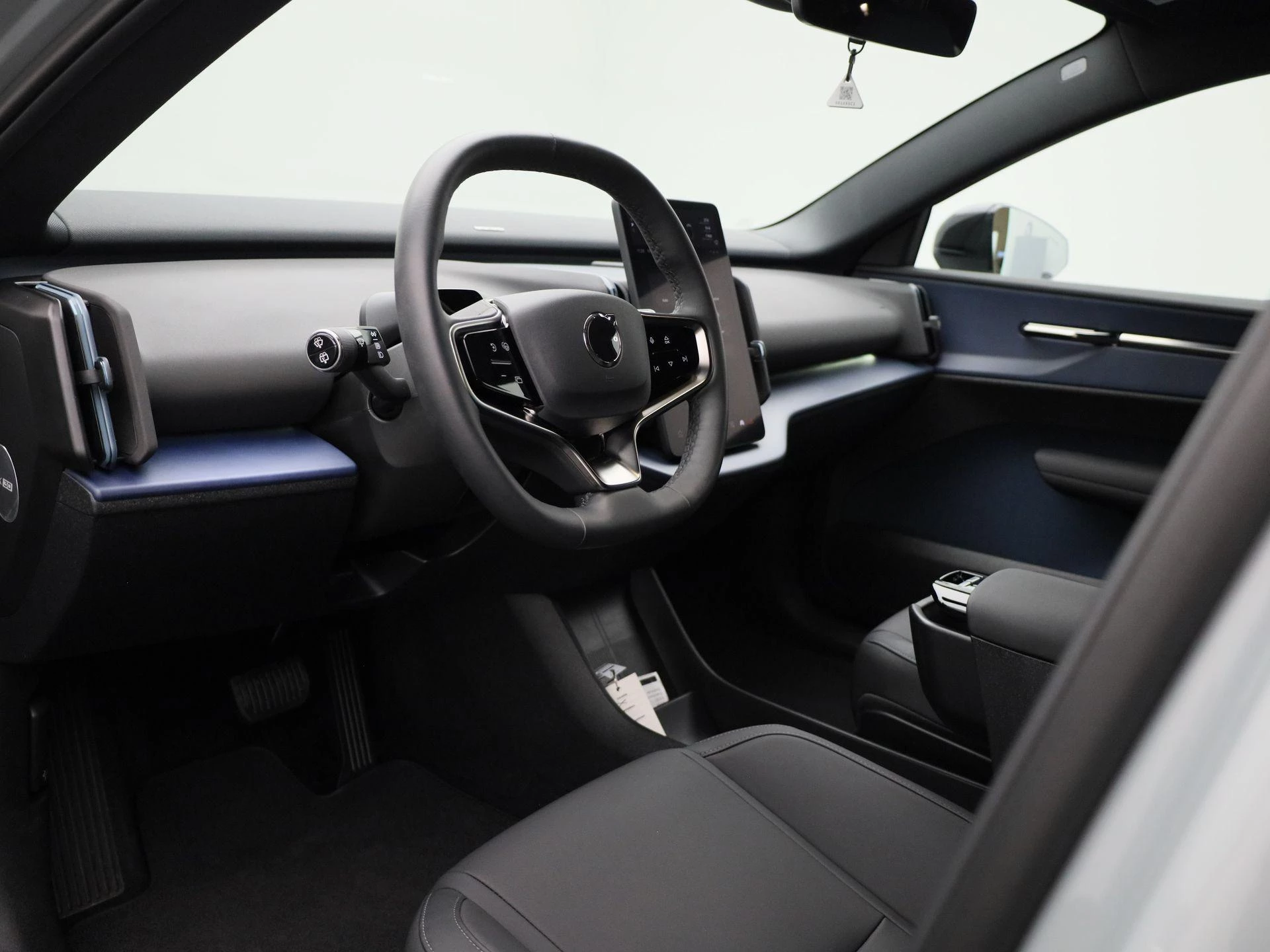 Volvo EX30 Twin Motor Performance Plus 69kw