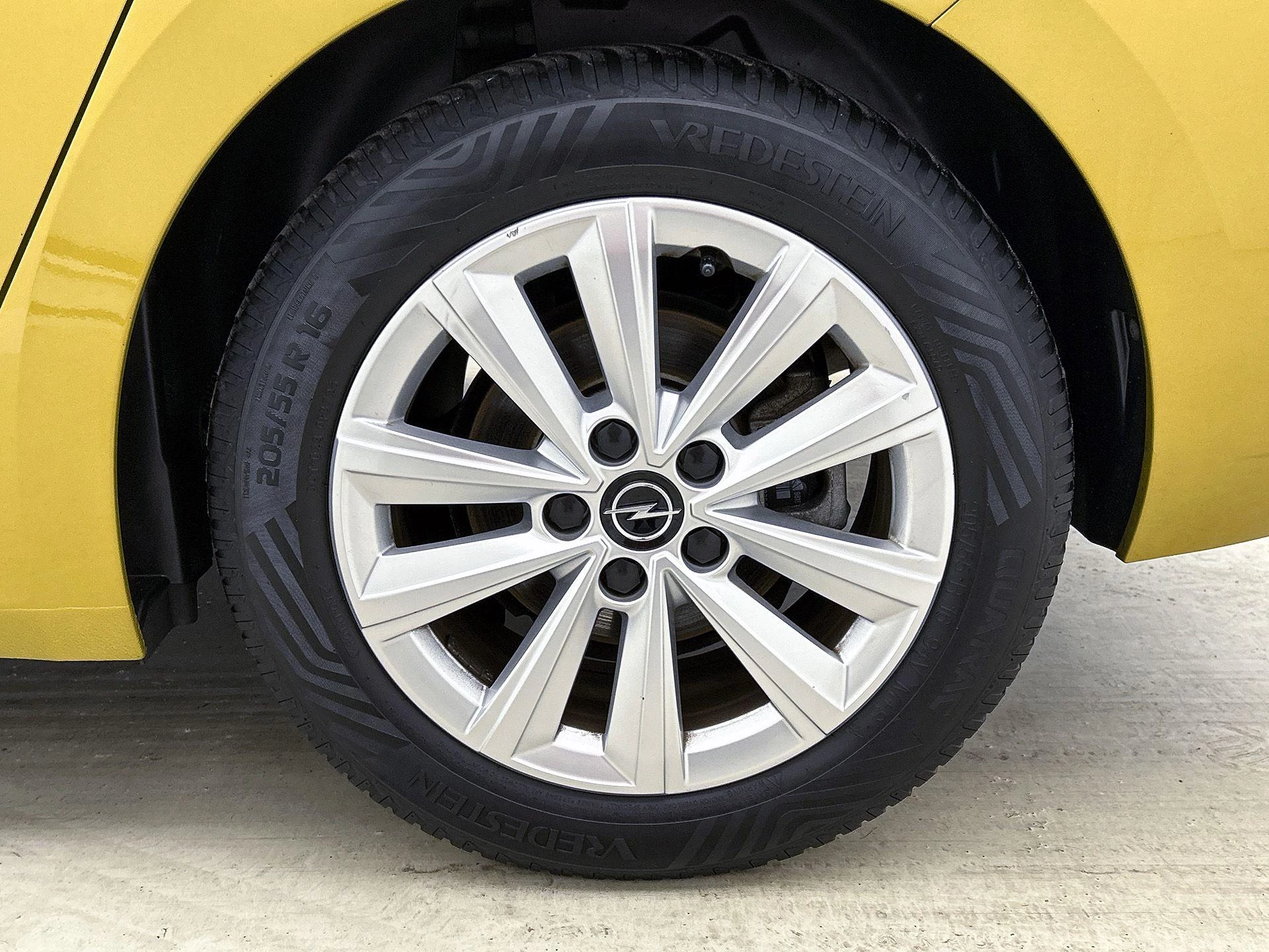 Opel-Astra-image-34
