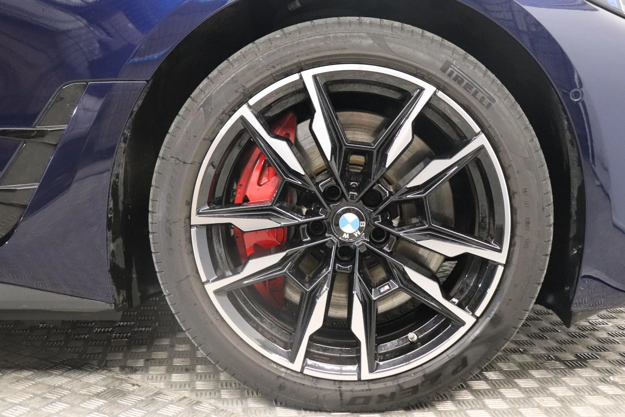 BMW i4 M50