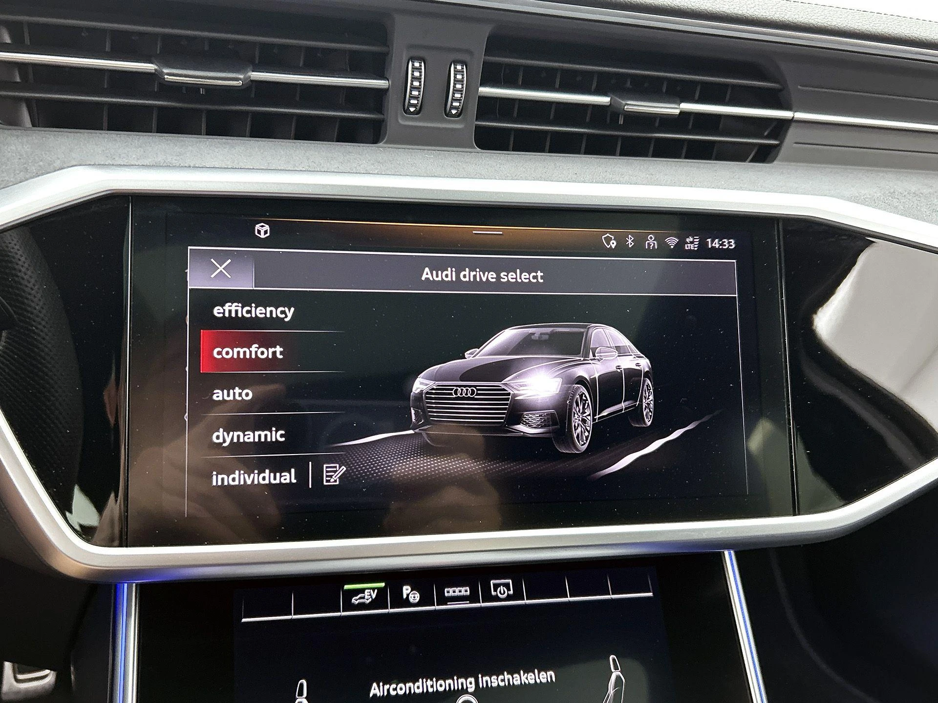 Audi-A6-image-11