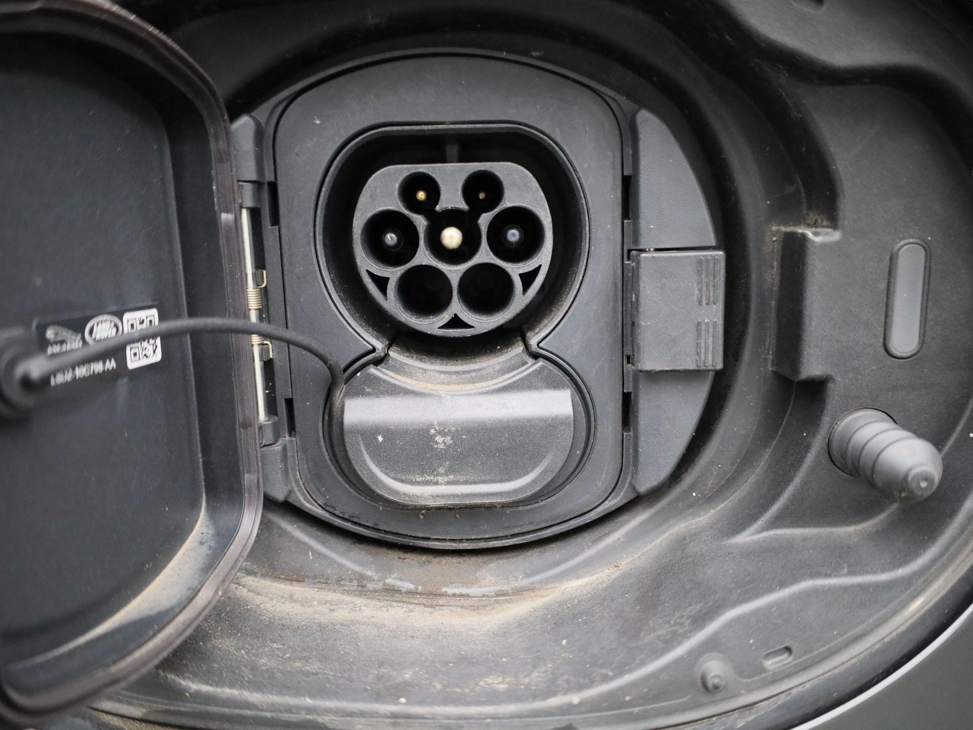 Land Rover-Range Rover Evoque-image-41