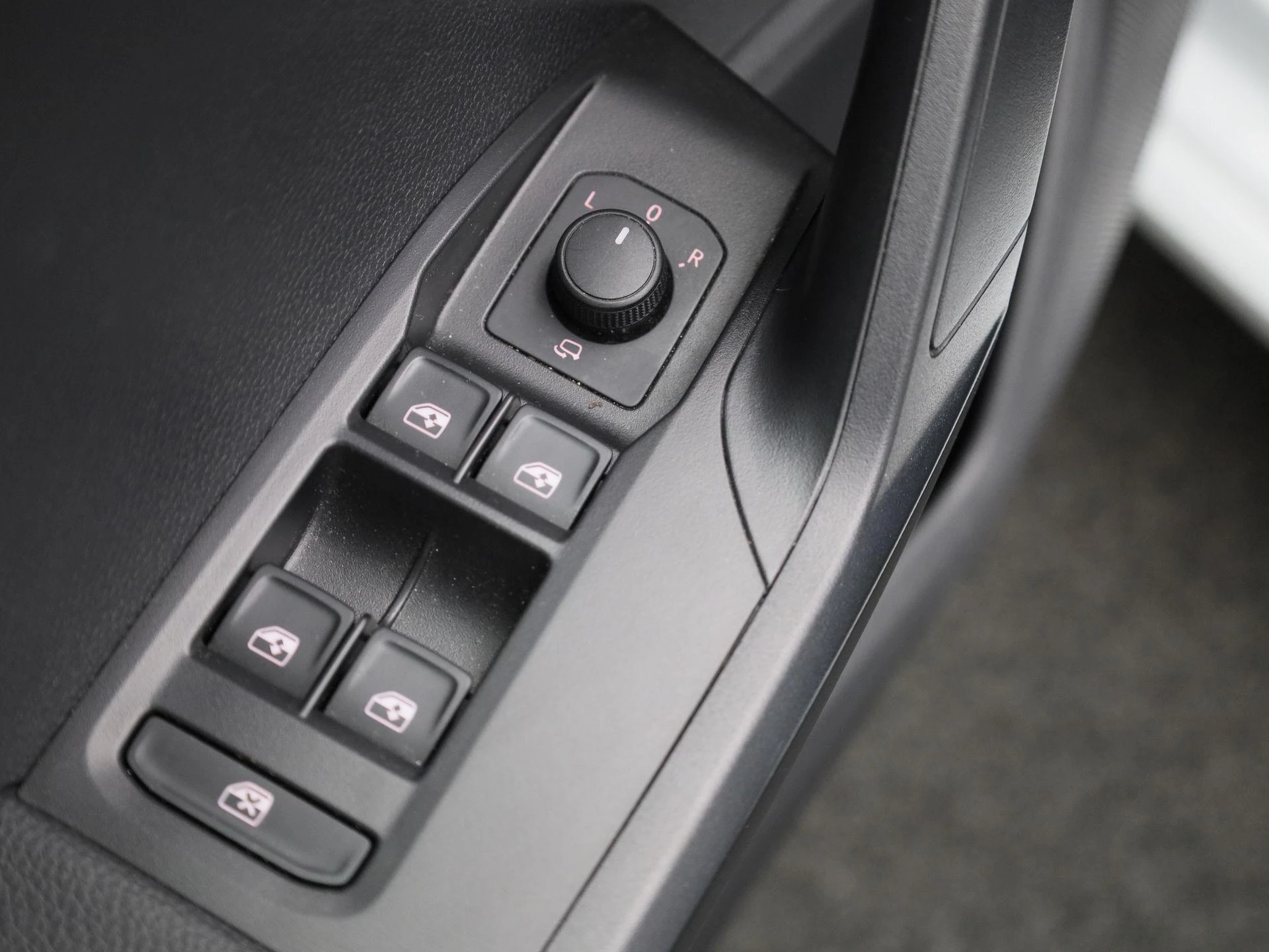 SEAT-Ibiza-image-28