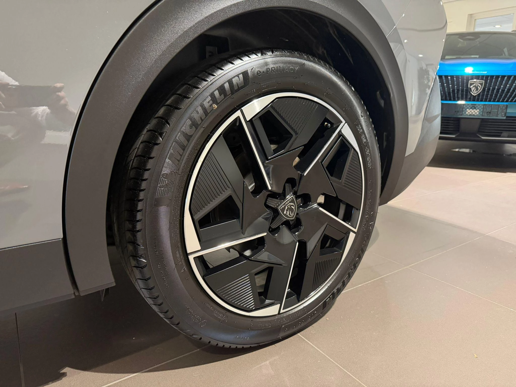 Peugeot-408-image-29